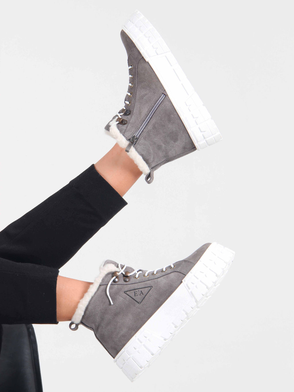 Ботинки 243.212131w. серый замок замша/Мех