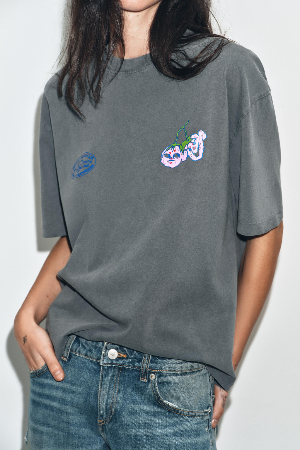 CAMISETA EFECTO LAVADO PAULA GRENOUILLE / Gris antracita