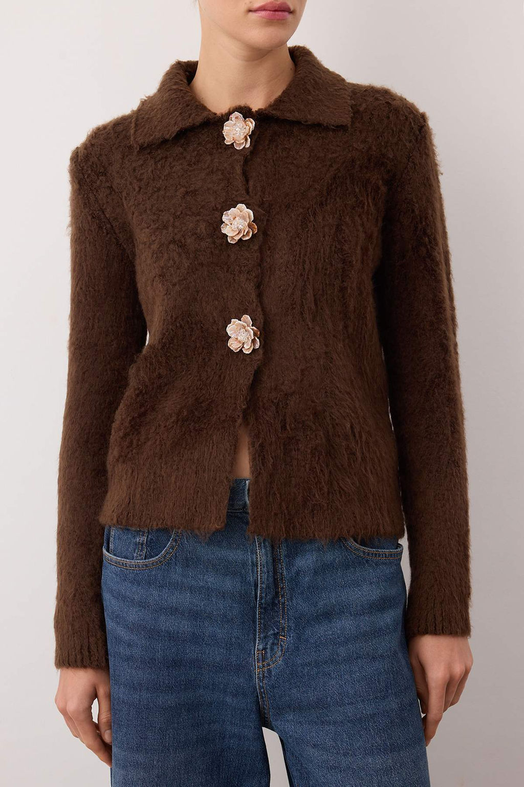 Koyu Kahverengi Gul Dugme Detayl? Buklet Iplikli Genis Kal?p Triko H?rka TWOAW26HI00109