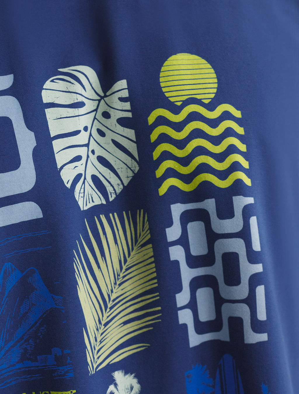 Свободная футболка с авторским принтом - Vilatte фото 2