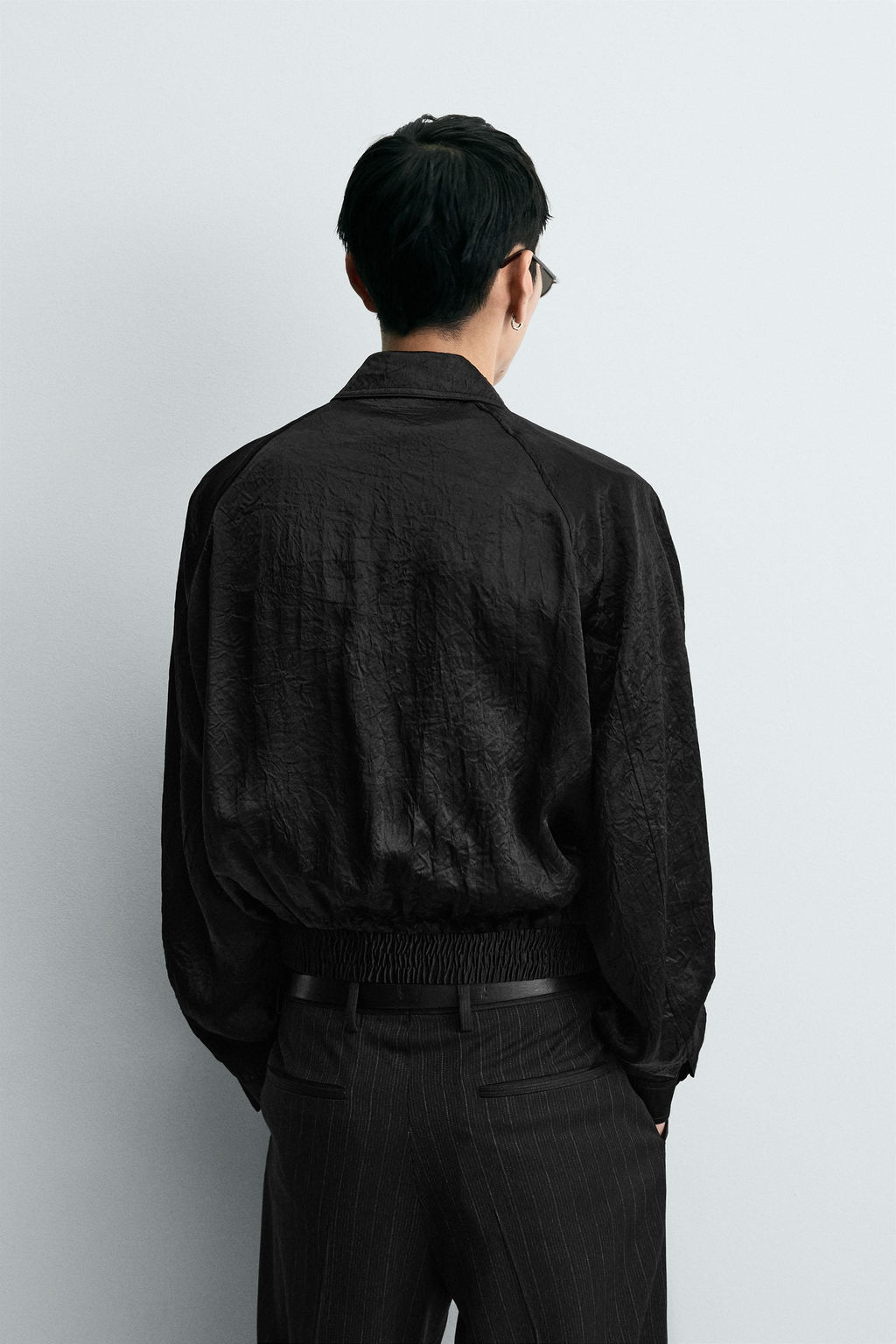 SHOULDER PAD BOMBER JACKET - Zara фото 3