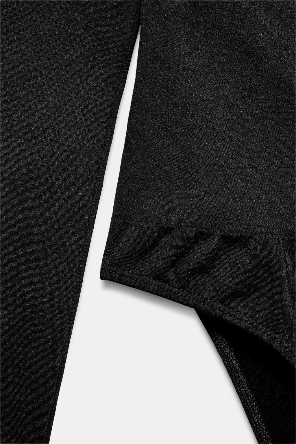 SCULPTED SEAMLESS SKI COLLECTION BODYSUIT - Zara фото 18