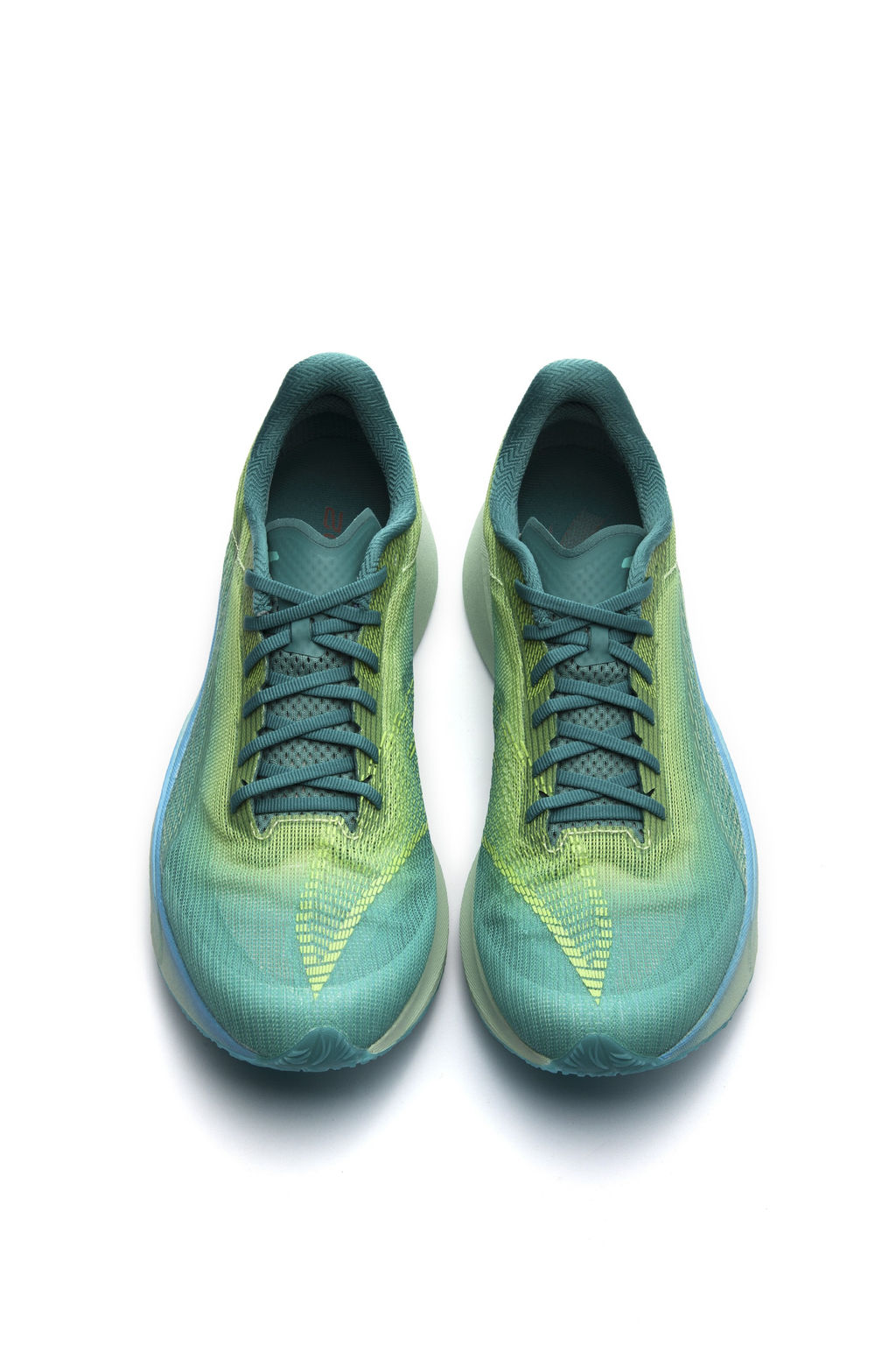 Кроссовки для бега Белый/Зеленый C202