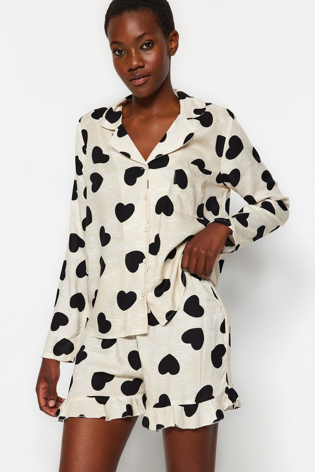 Trendyolmilla Siyah Kalpli F?rf?rl? Viskon Sortlu Dokuma Pijama Tak?m? THMAW21PT0043  фото 3