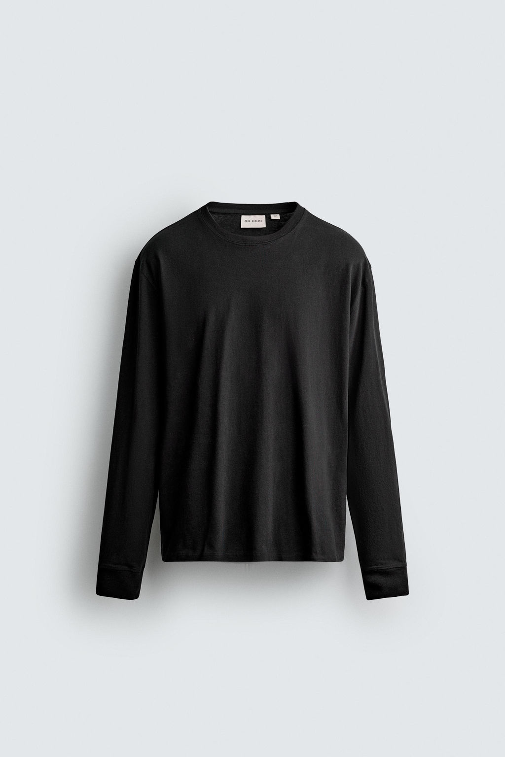 CAMISETA LIGHTWEIGHT MANGA LARGA / Negro