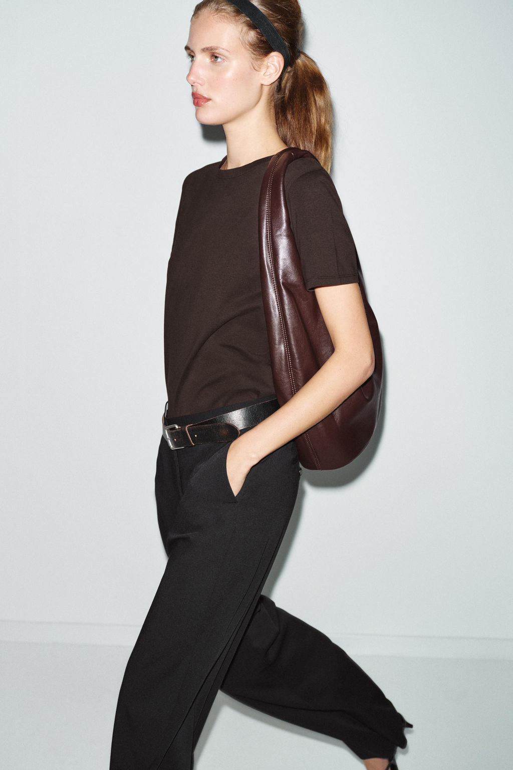 MAXI BUCKET BAG WITH SIDE ZIP - Zara фото 8