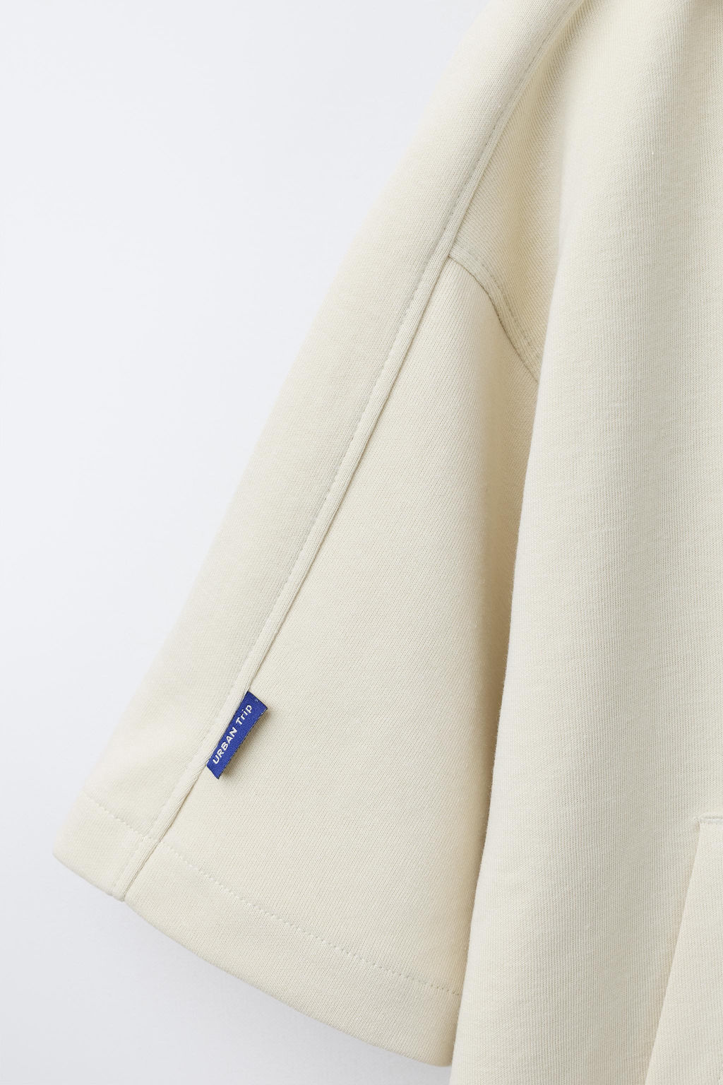 CONJUNTO SUDADERA CAPUCHA Y BERMUDA INTERLOCK / Crudo medio - Zara фото 8