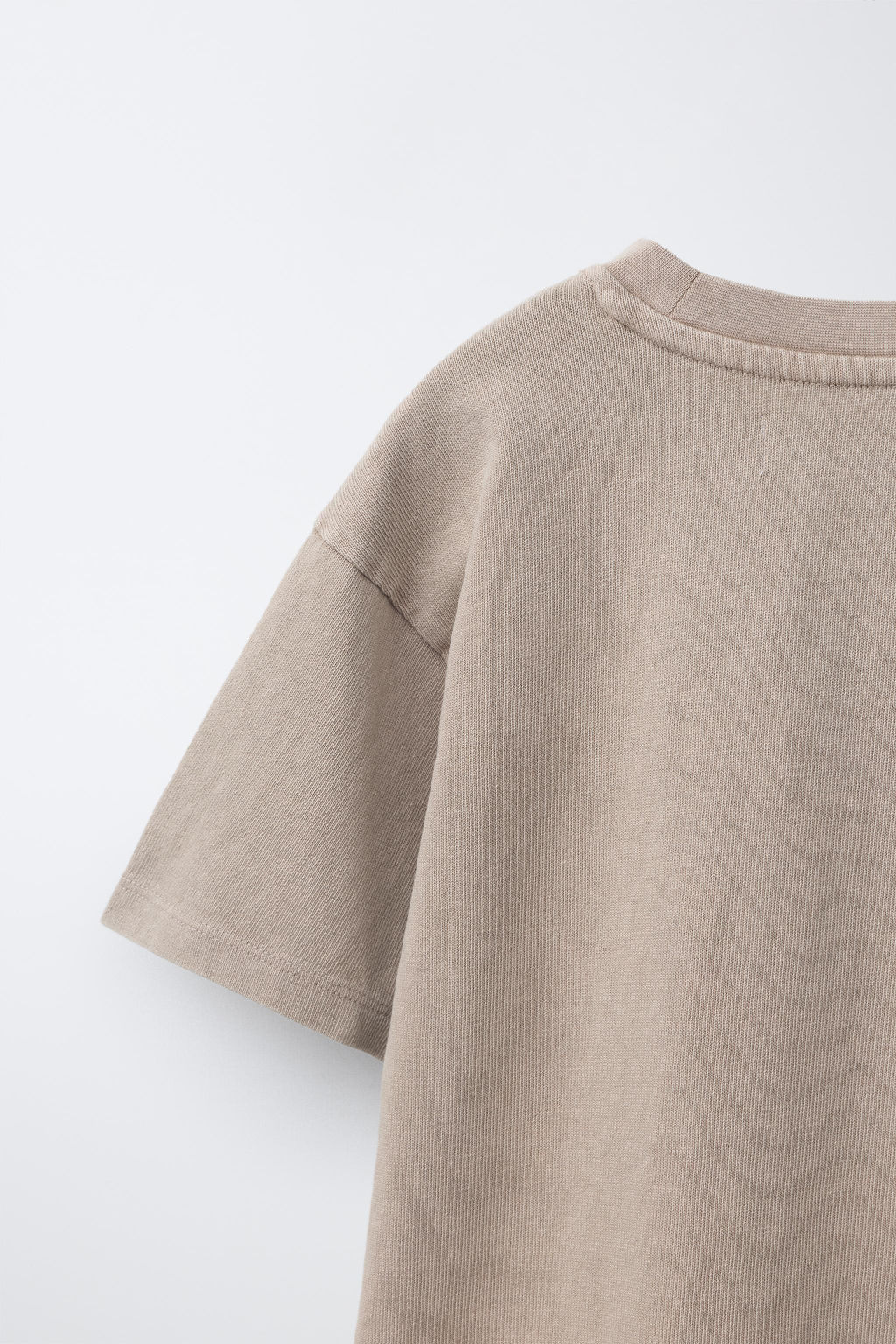 CONJUNTO CAMISETA Y BERMUDA LISO GARMENT DYE / Tostado - Zara фото 8