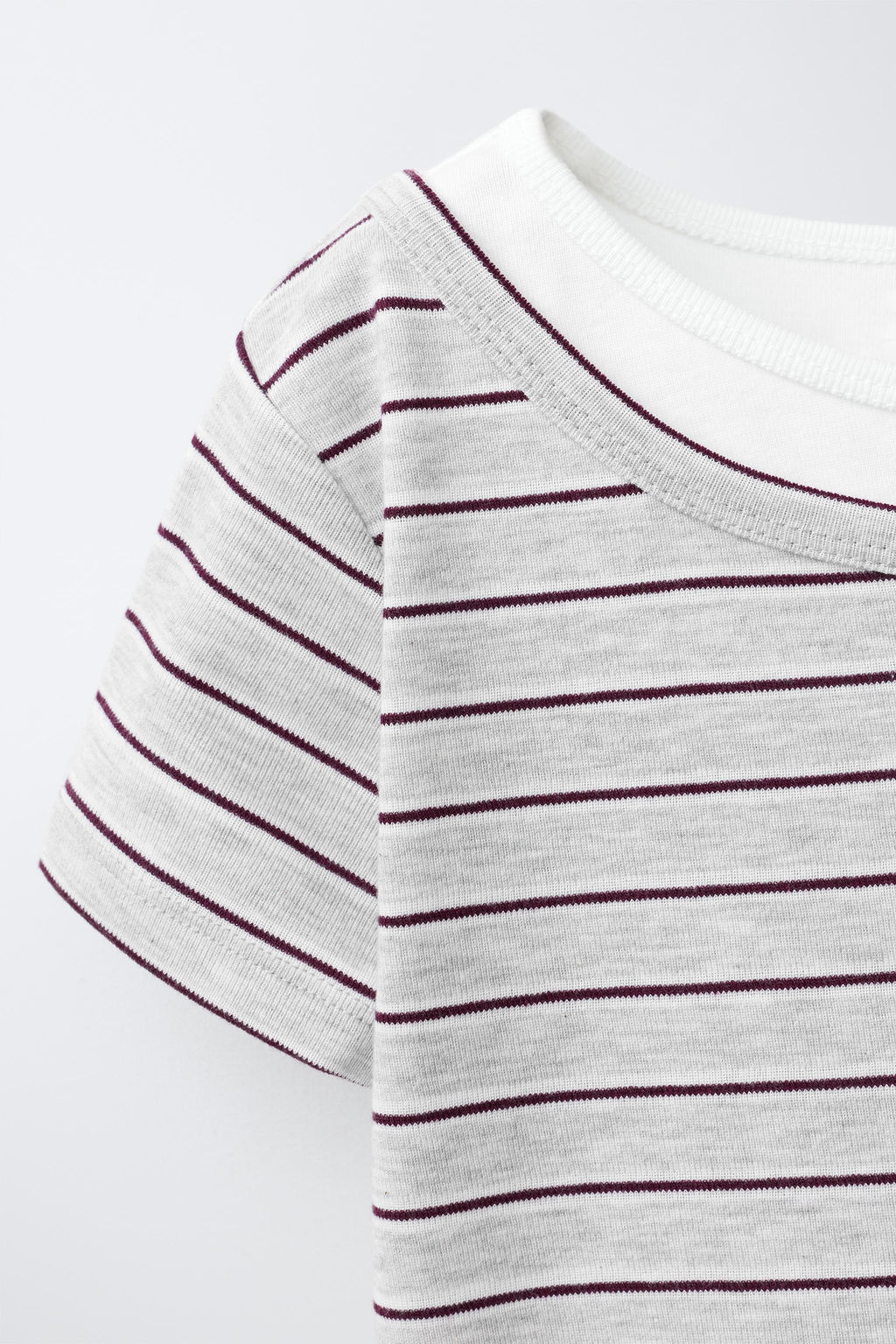 CAMISETA RAYAS DOBLE CUELLO / Gris vigor? - Zara фото 4