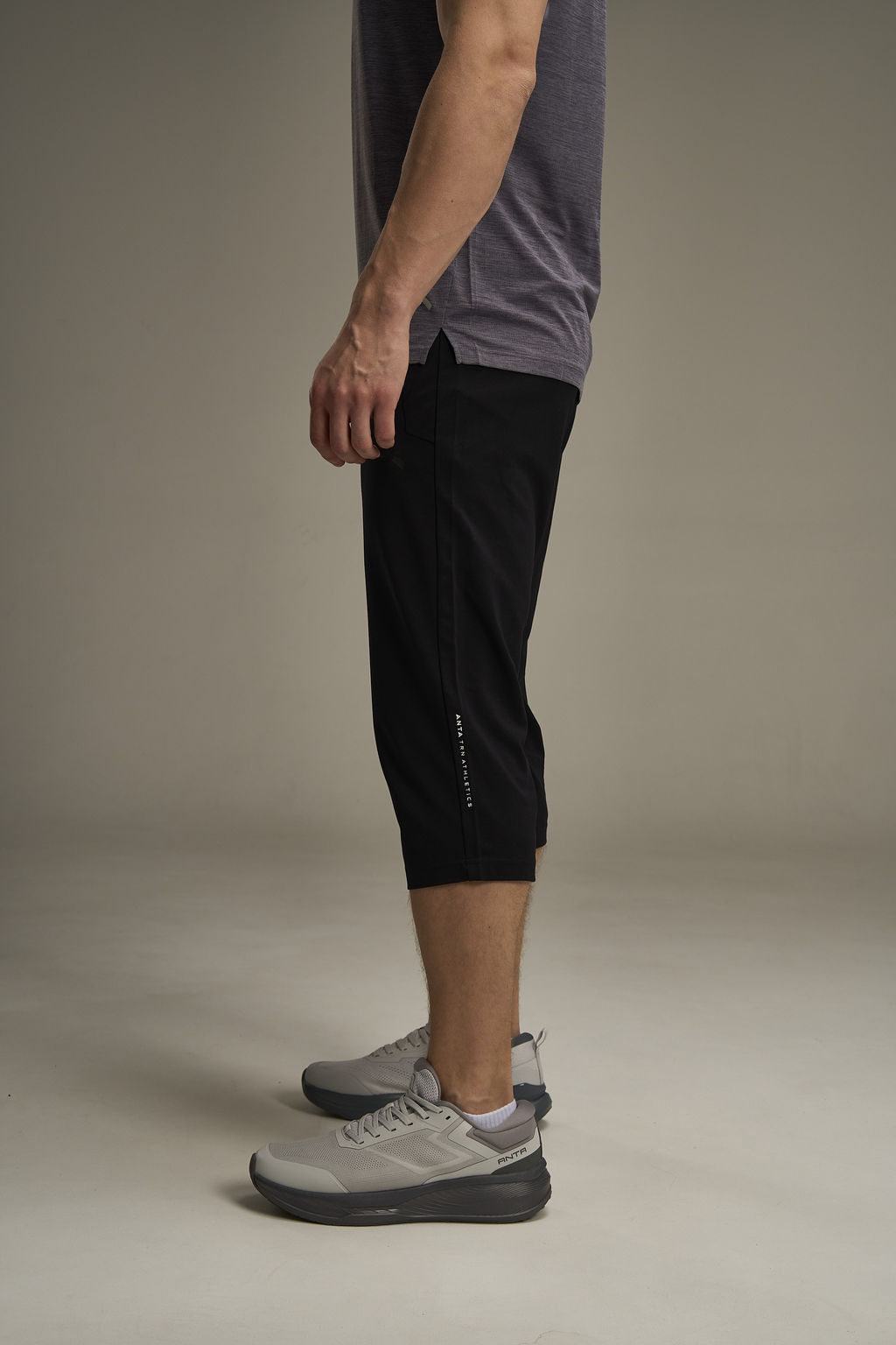 Брюки трикотажные 3/4 Черный - Anta фото 4