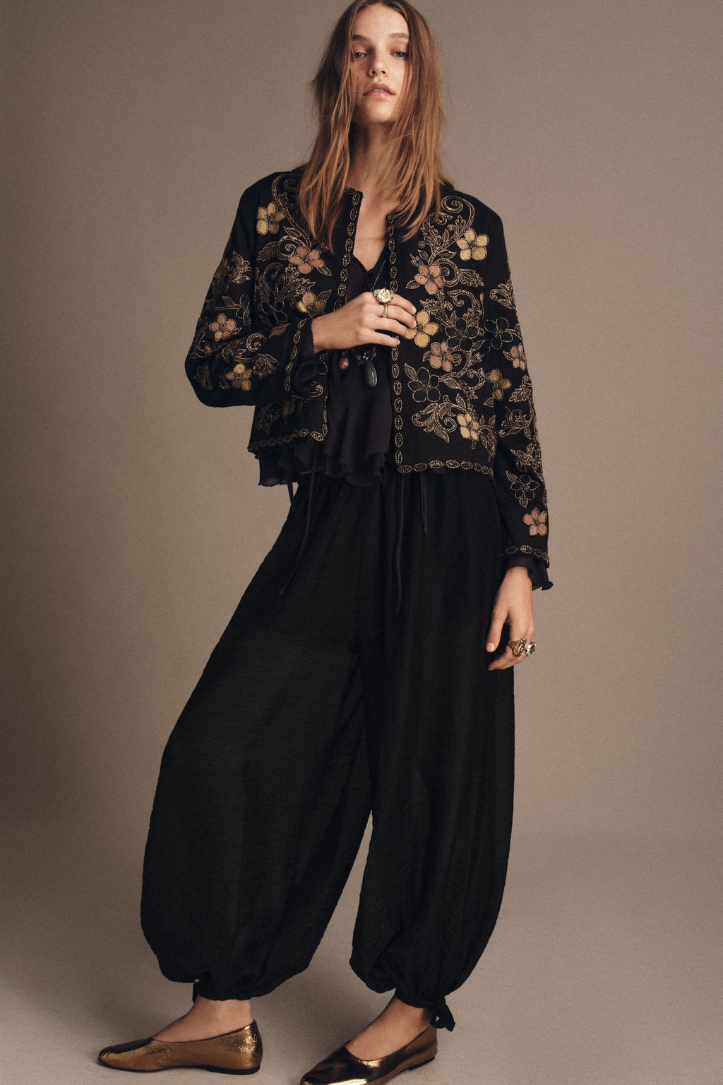 FLORAL EMBROIDERY JACKET ZW COLLECTION
