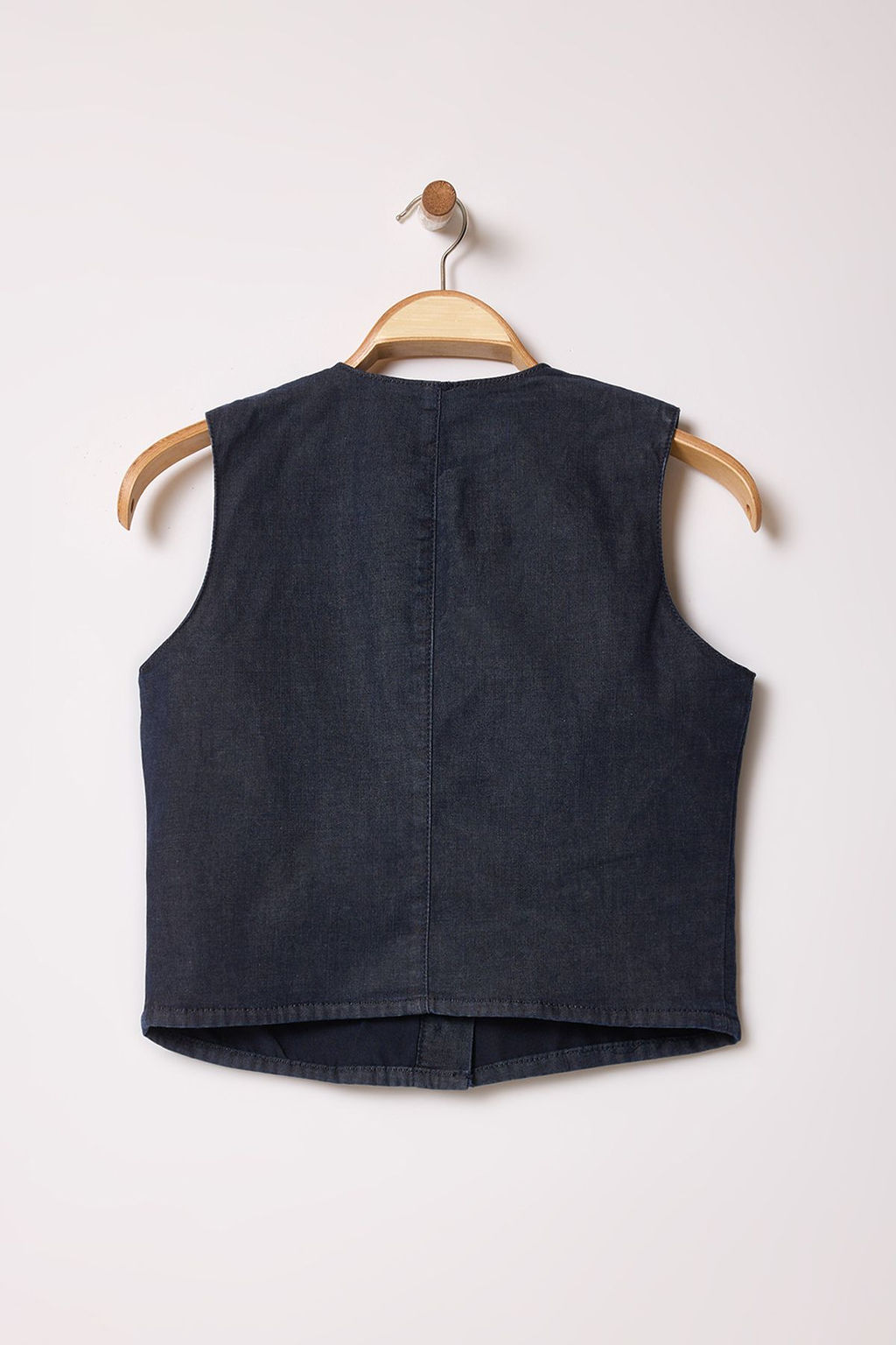 TRENDYOLMILLA Koyu Mavi Crop Fitted Denim Yelek TWOSS25YE00002  фото 7