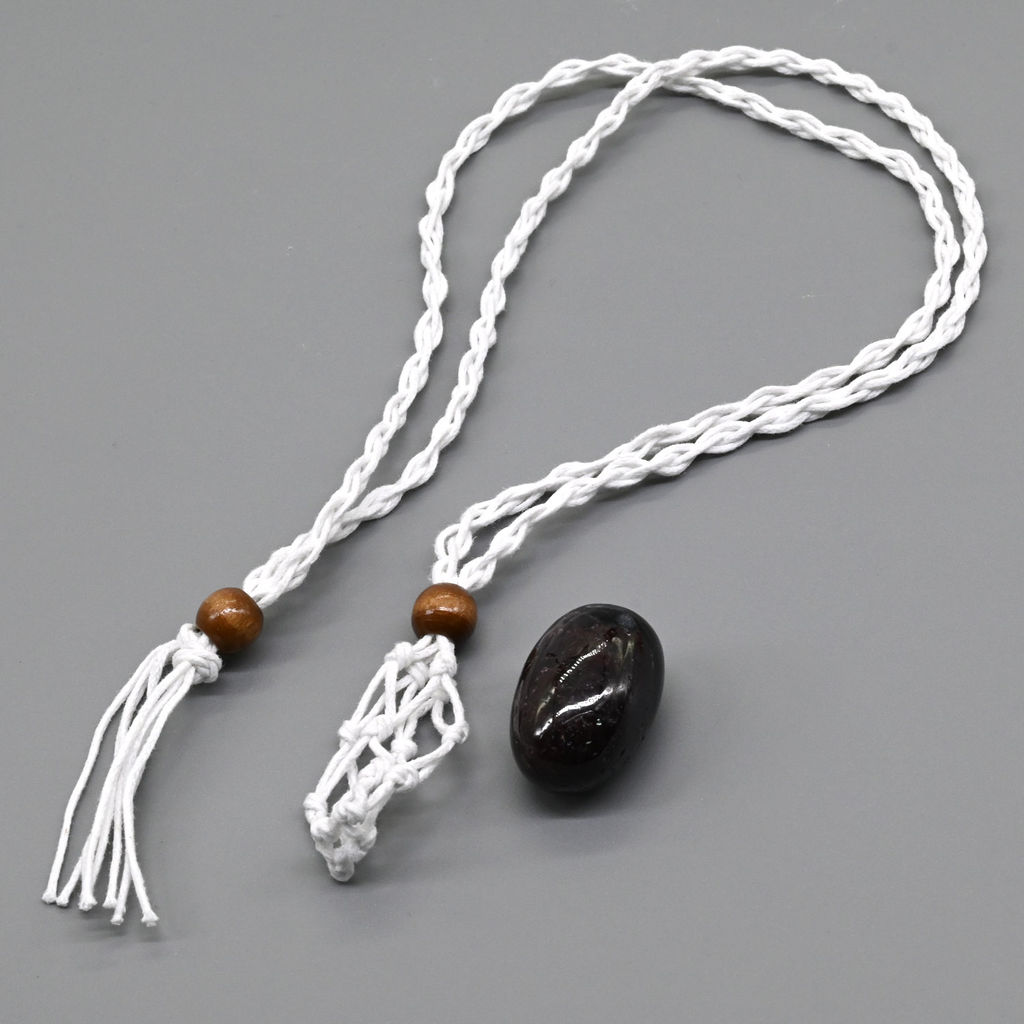 Плетёная сетка для кулонов цвет белый, 70см