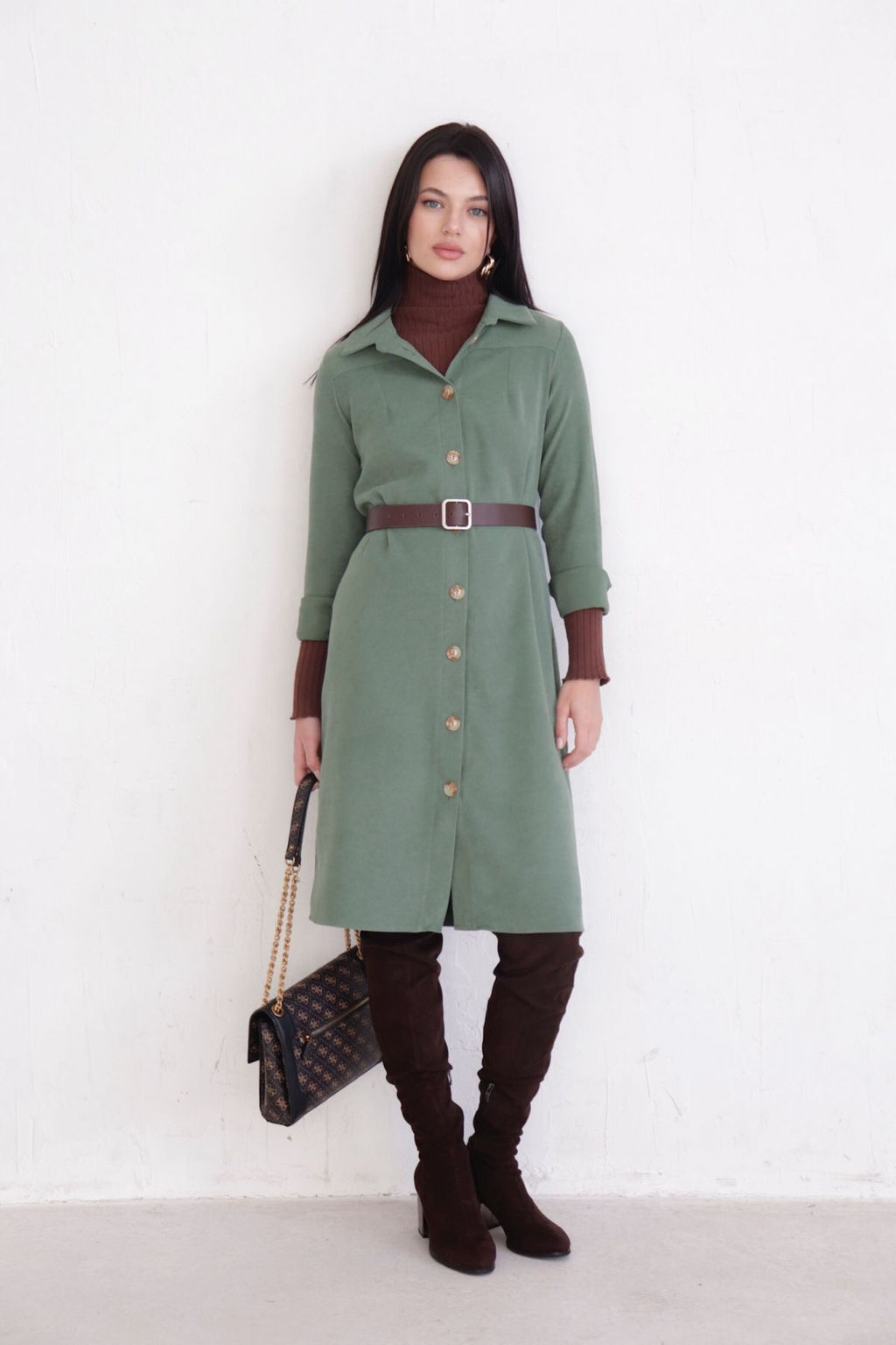 10896 Платье-рубашка из микровельвета папоротник - Martichelli фото 19