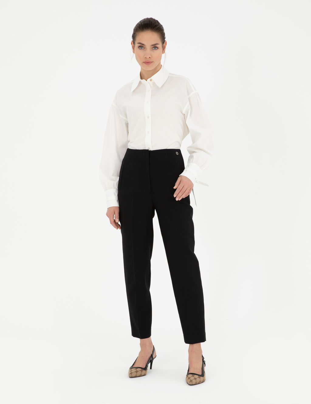 Beyaz Comfort Fit Uzun Kollu G_mlek