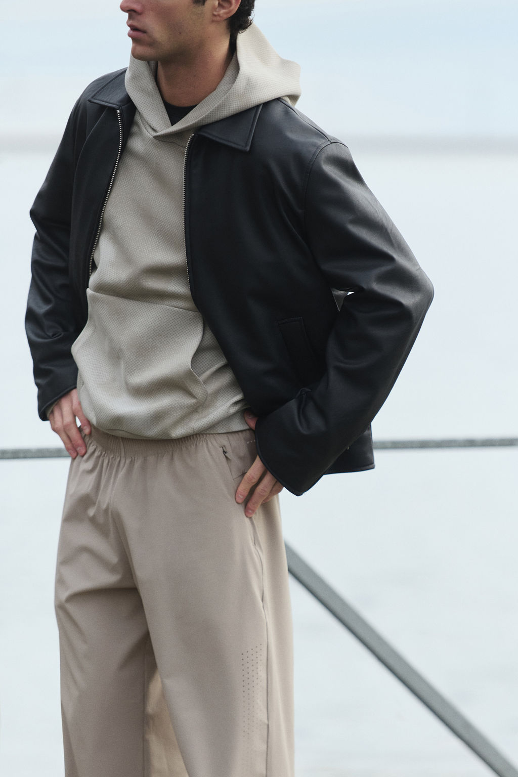 Pantal?n de ch?ndal con DryMove Regular Fit - H&m фото 4
