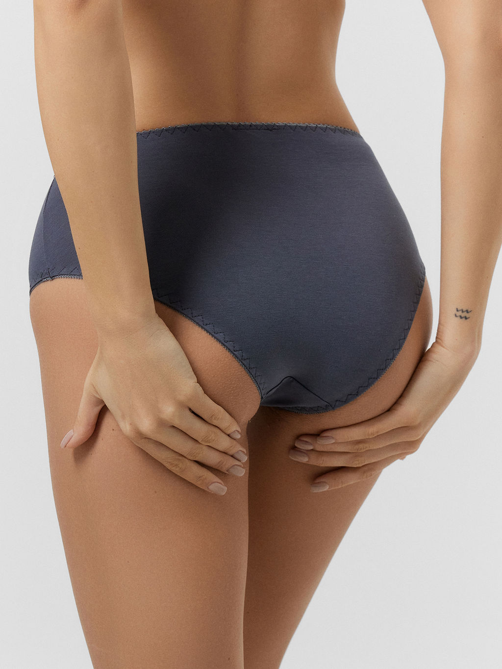 Цена за 2 штуки! Трусы макси женские серые