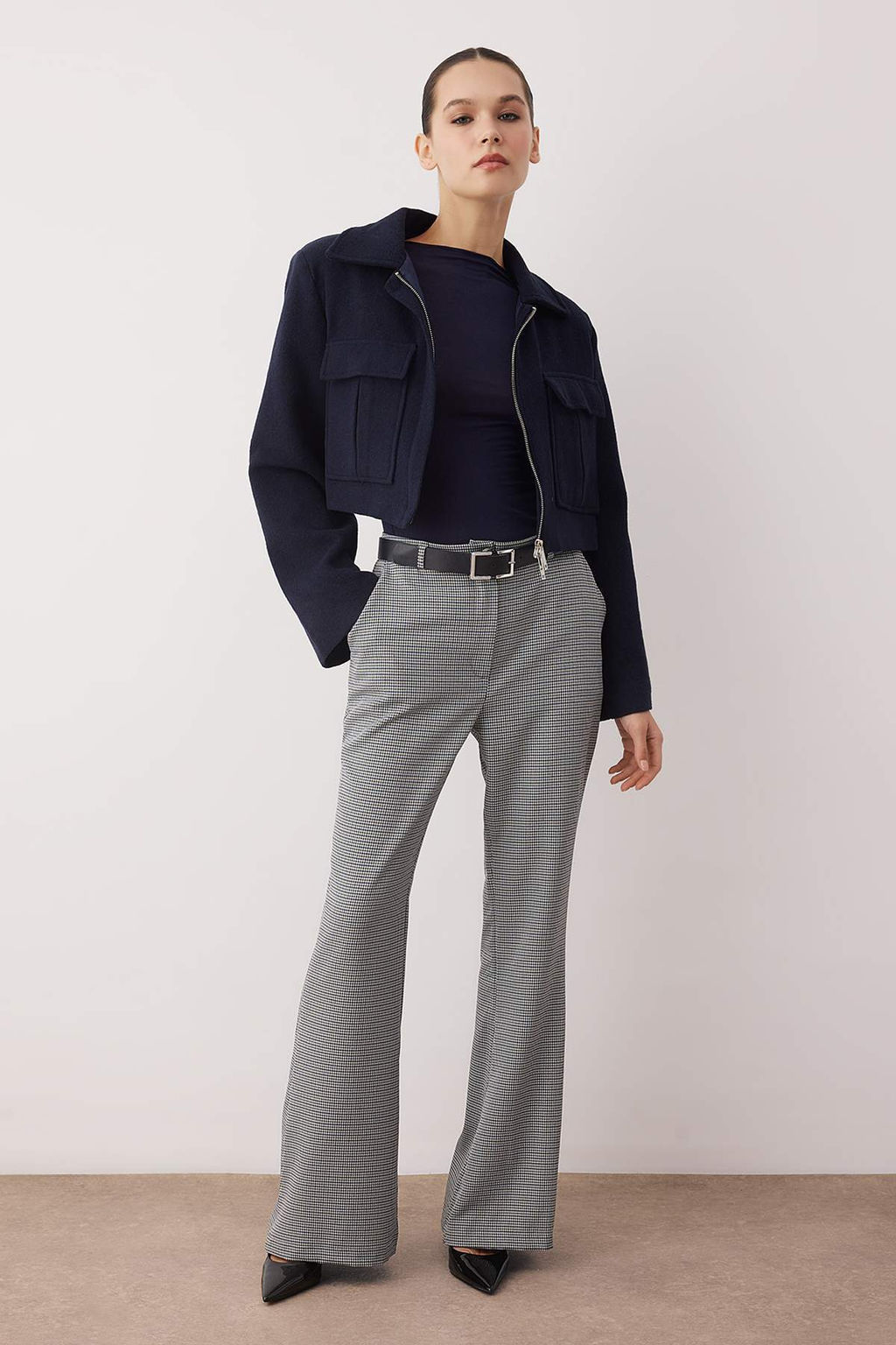 Lacivert Kemerli Flare Ekose Desenli Bootcut Pantolon TWOAW26PL00045