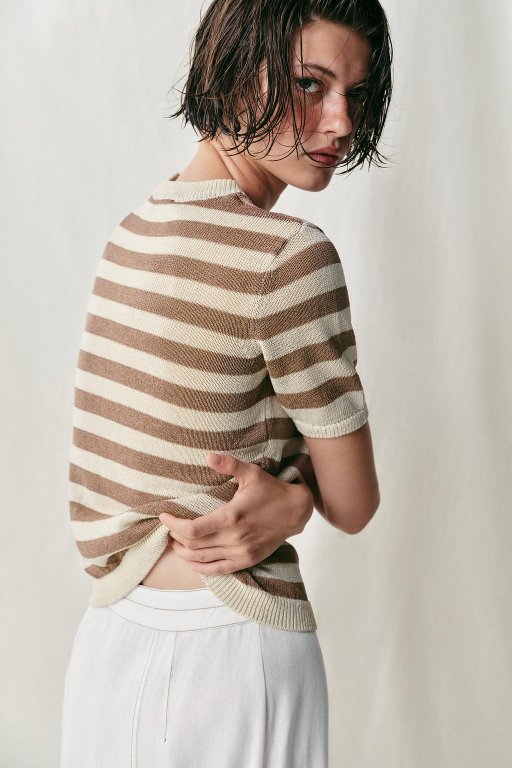 TOP PUNTO MANGA CORTA / Crudo / Marr?n - Zara фото 6