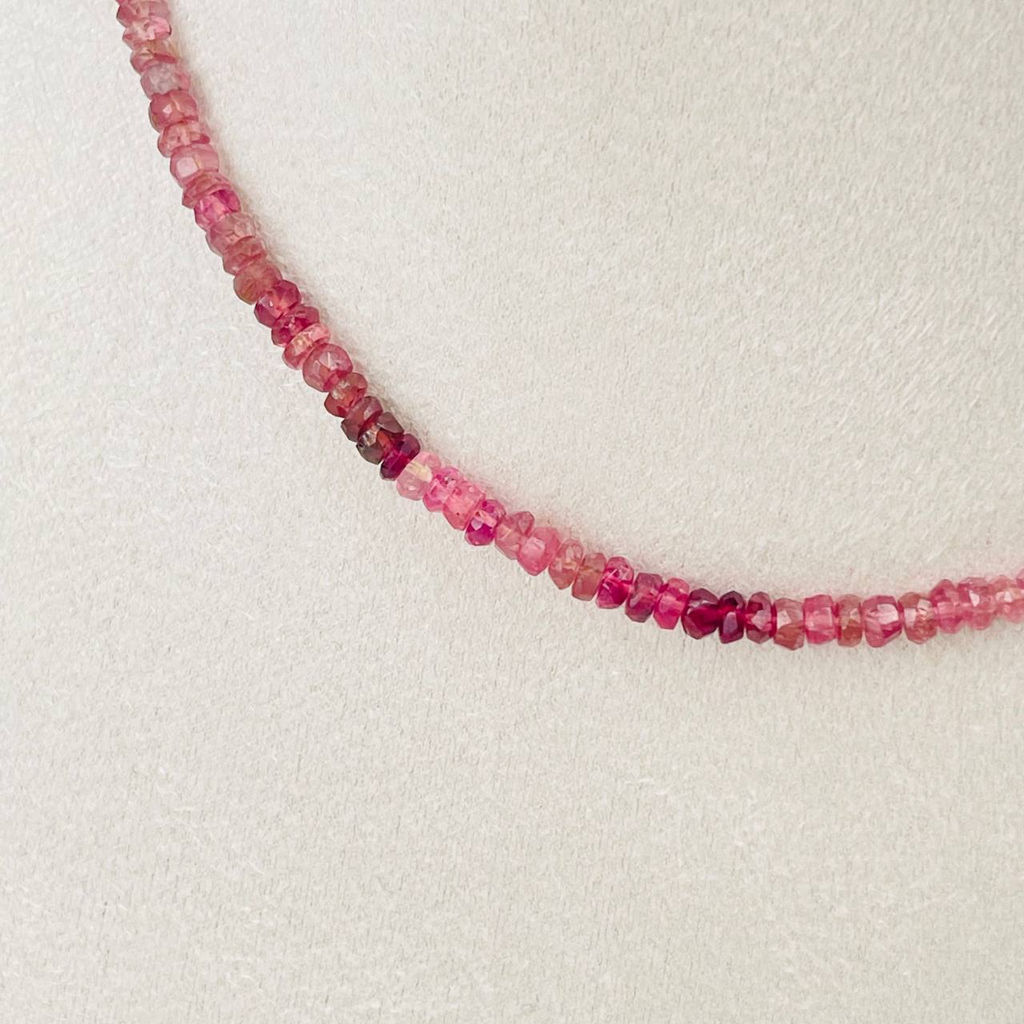 Колье из Шпинели