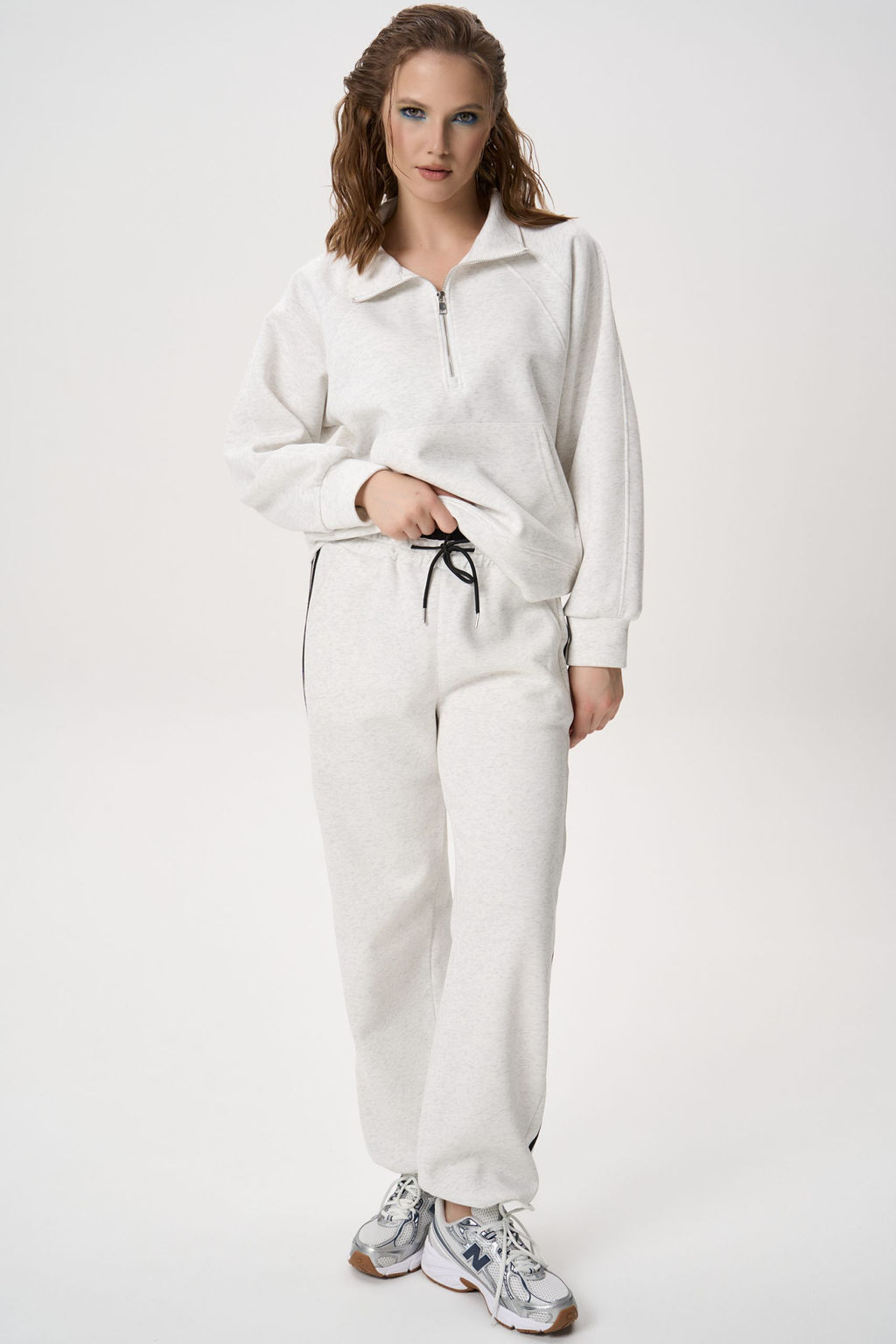 Свитшот Деми (светло-серый) - Эльза фото 3