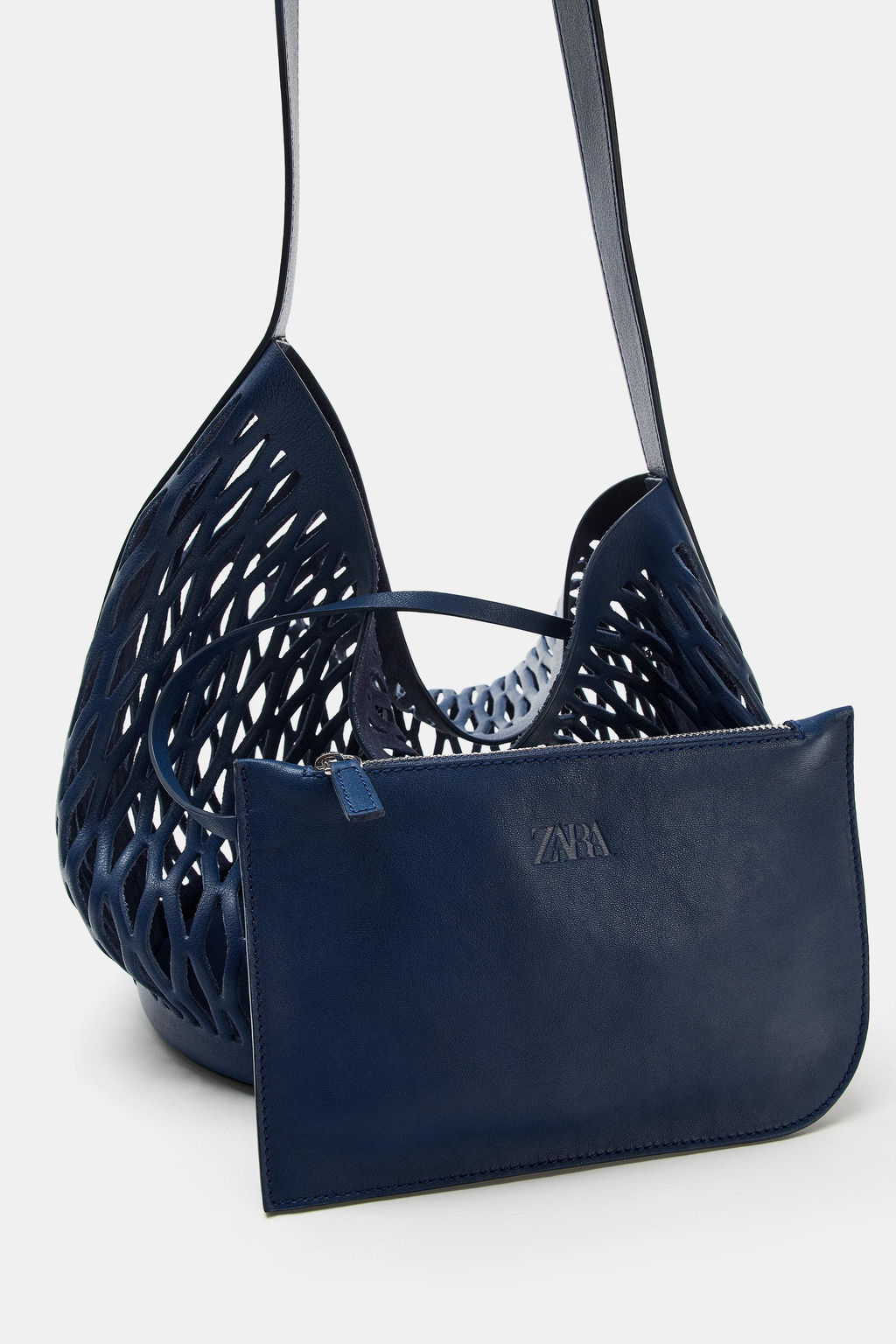 BOLSO PIEL TROQUELADO / Azul Marino - Zara фото 7