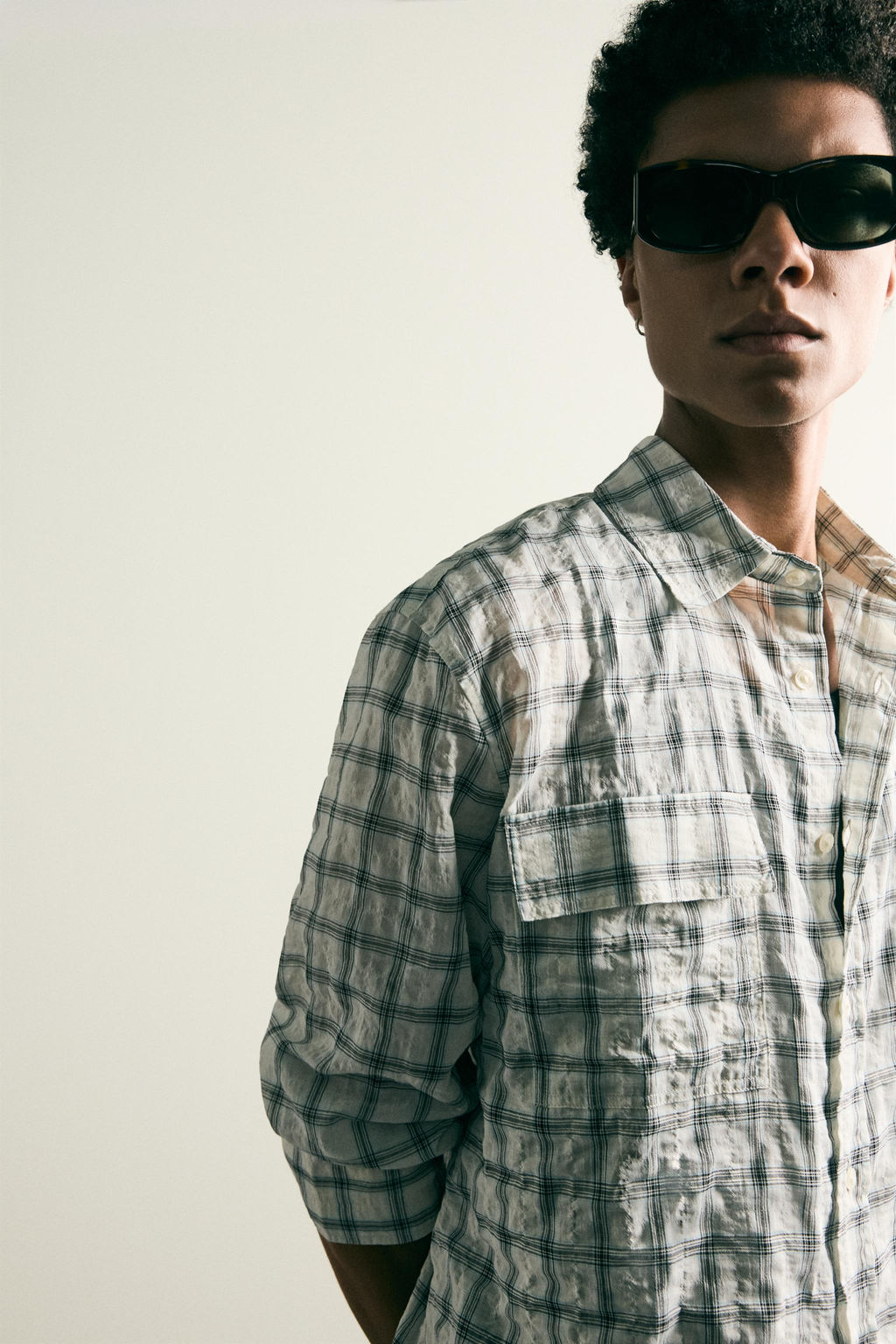 CAMISA RELAXED FIT CUADROS TEXTURA / Blanco roto - Zara фото 5