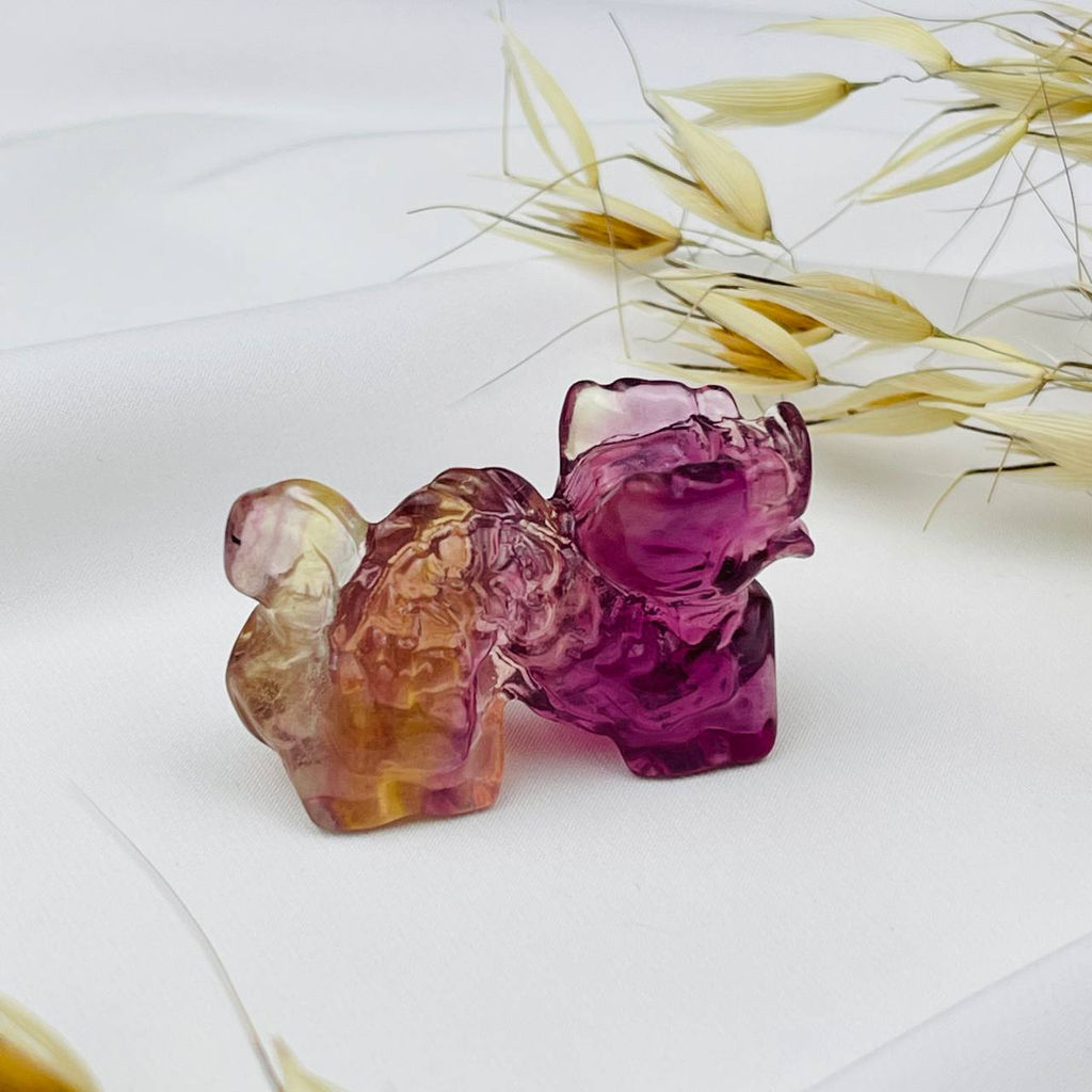 Фигурка резная "Дракон" из Флюорита