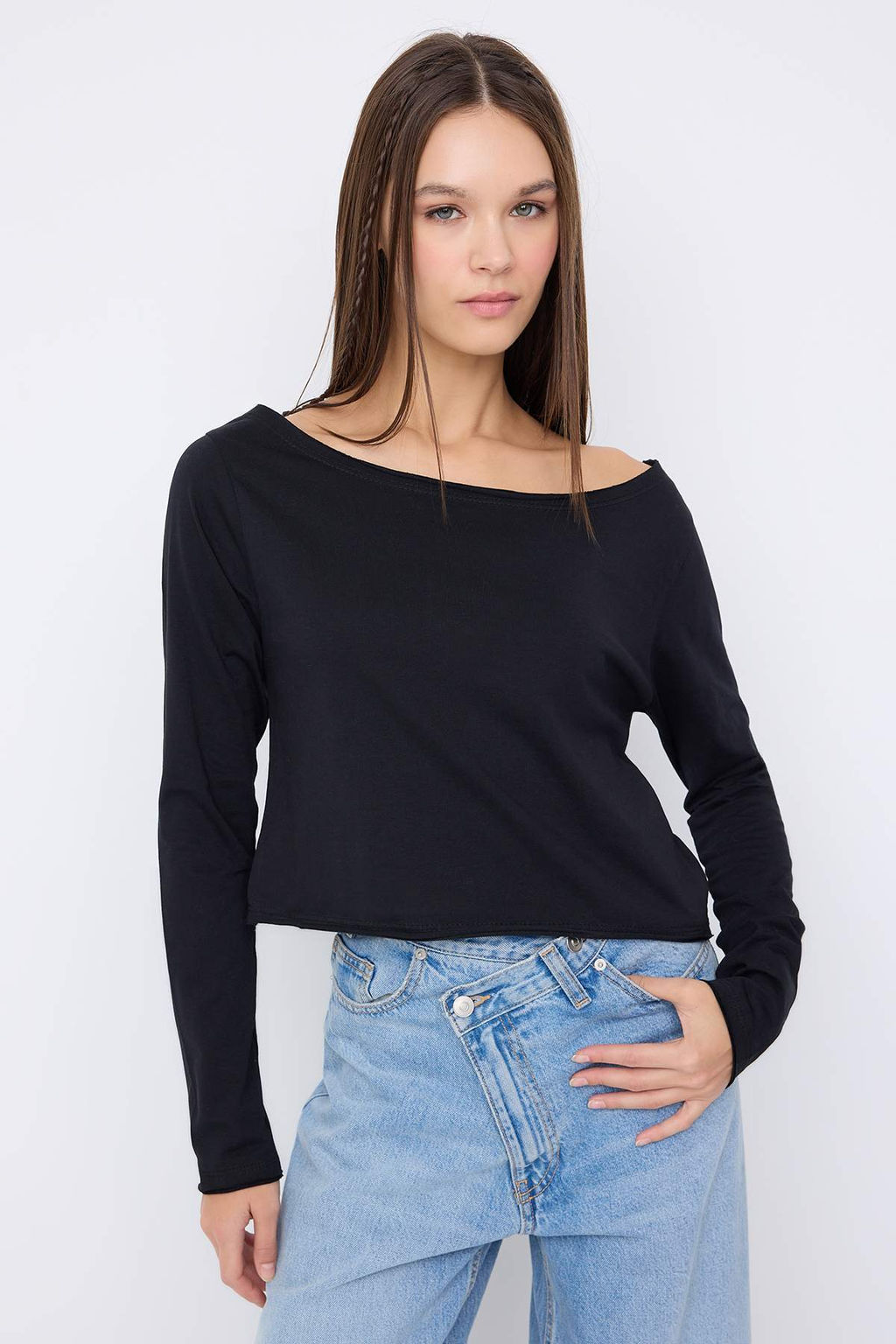 Teen Siyah-Beyaz %100 Pamuk Asimetrik Kay?k Yaka Relaxed/Rahat Kesim Orme T-Shirt TWOAW26TS00016 - Trendyolmilla фото 7