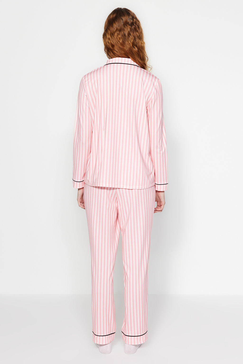 Trendyolmilla Pembe Cizgi Desenli Biyeli Ici Polarl? Gomlek-Pantolon Orme Pijama Tak?m? THMAW24PT00050  фото 16