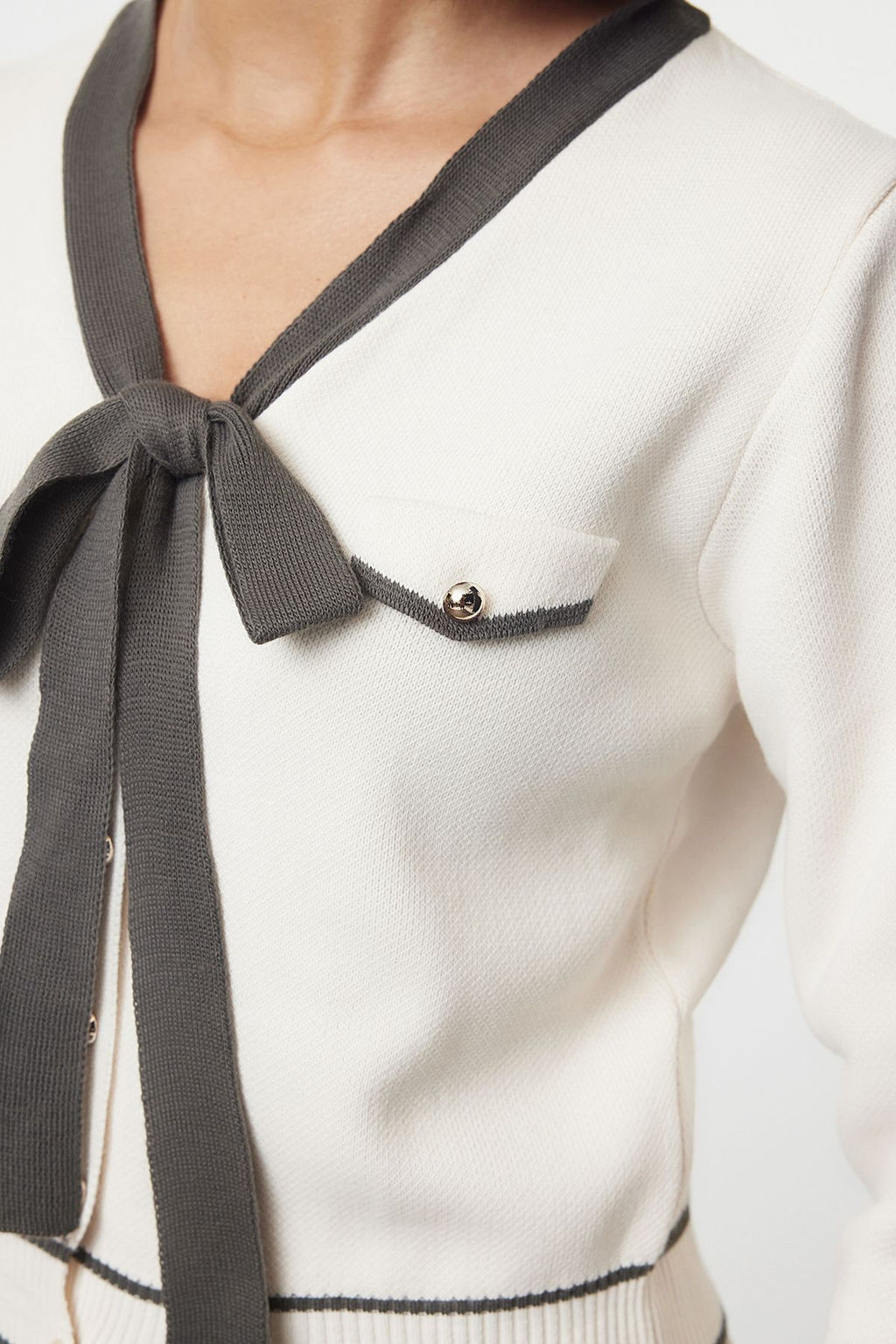 TRENDYOLMILLA Antrasit Kurdele/Fiyonk Detayl? Triko H?rka TWOAW25HI00246 фото 4