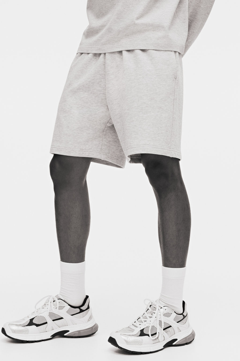 Pantal?n corto en sudadera Regular Fit - H&m фото 9