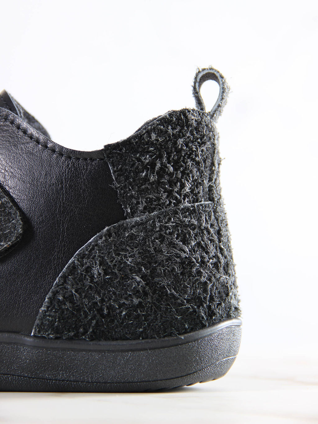 Босоногие ботинки 206.NATAbl.Черная кожа+черный джангл/Мех