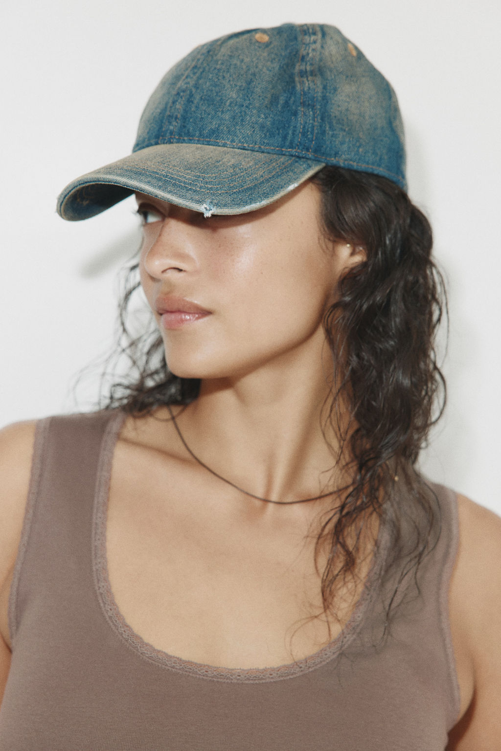Top con ribetes de encaje - H&m фото 6