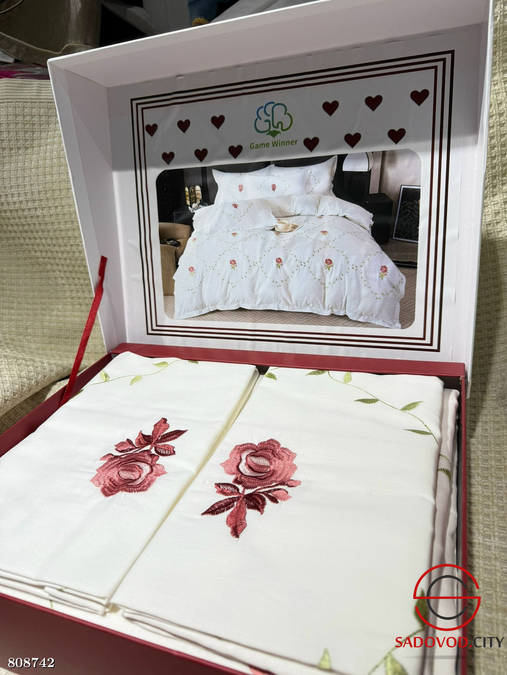 Хлопковые комплекты постельного белья с вышивкой