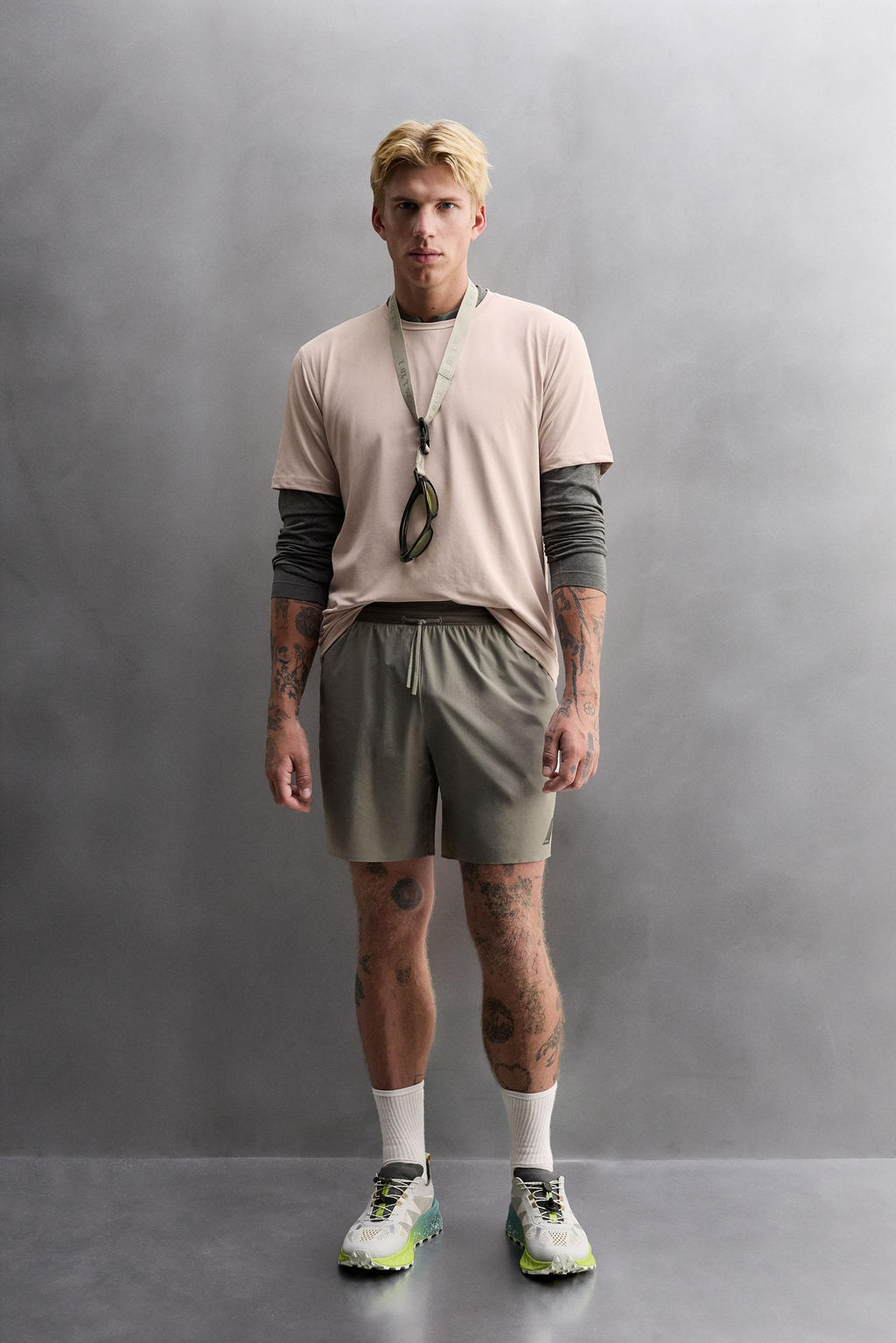 LIGHTWEIGHT PERFORATED SHORTS