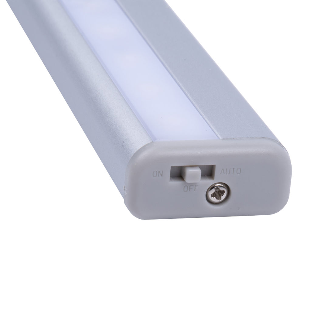 ULM-F48-2W/4500K/4AA SENSOR IP20 SILVER Светильник светодиодный для мебели с датчиком движения. Питание 4АА (не в/к). 188*30*15мм. 50Lm. ТМ Uniel