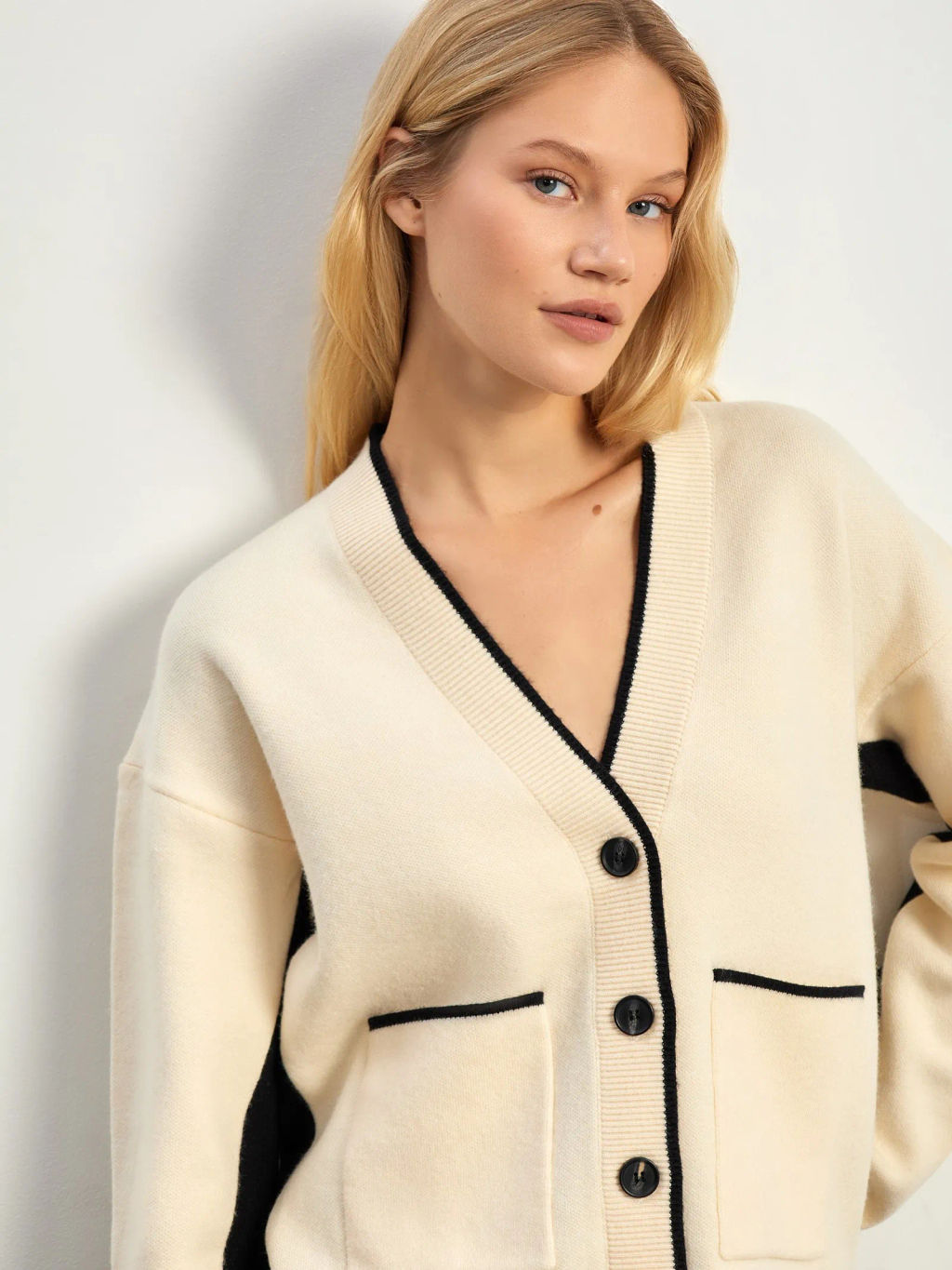 Кардиган из трикотажа, ML750/jowul - Emka фото 3