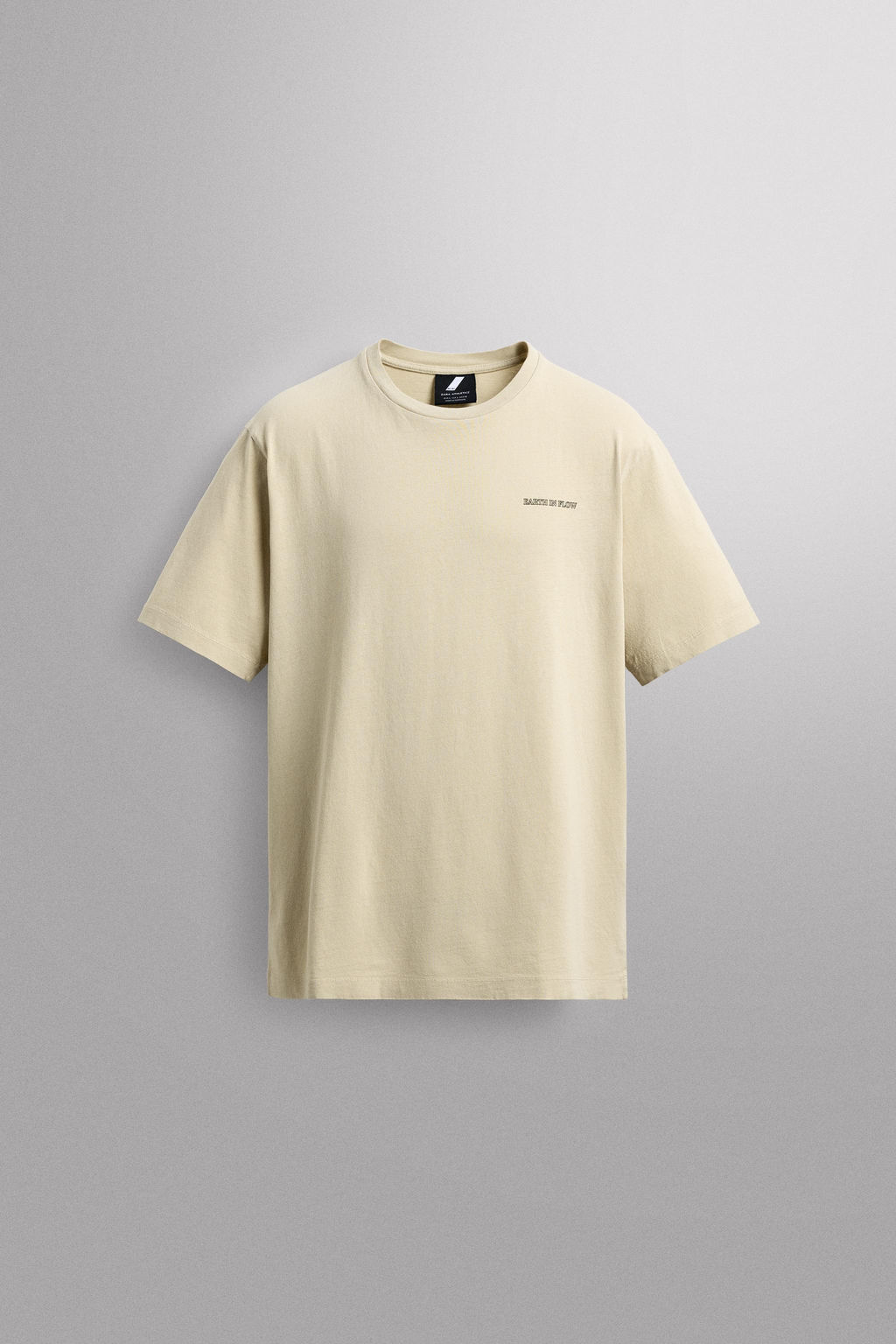 CAMISETA REGULAR FIT GR?FICO ESTAMPADO / Blanco roto