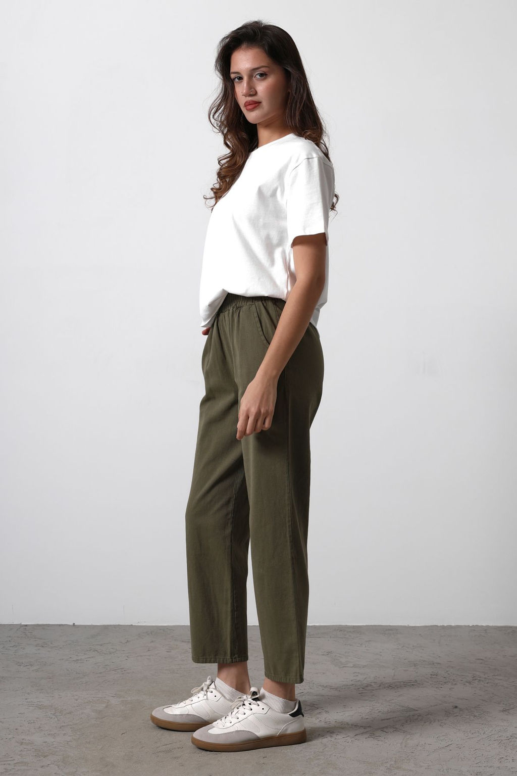 TRENDYOLMILLA Haki Beli Buzgulu Cigarette Pantolon TWOSS25PL00036