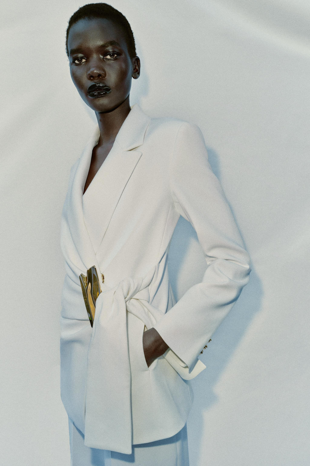 BLAZER CRUZADA HEBILLA / Blanco roto - Zara фото 3