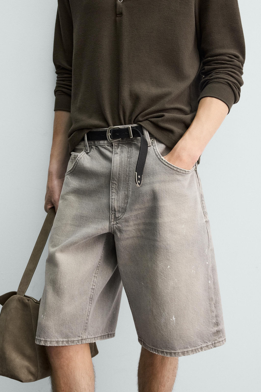 BERMUDA DENIM BAGGY FIT SALPICADURAS / Beige