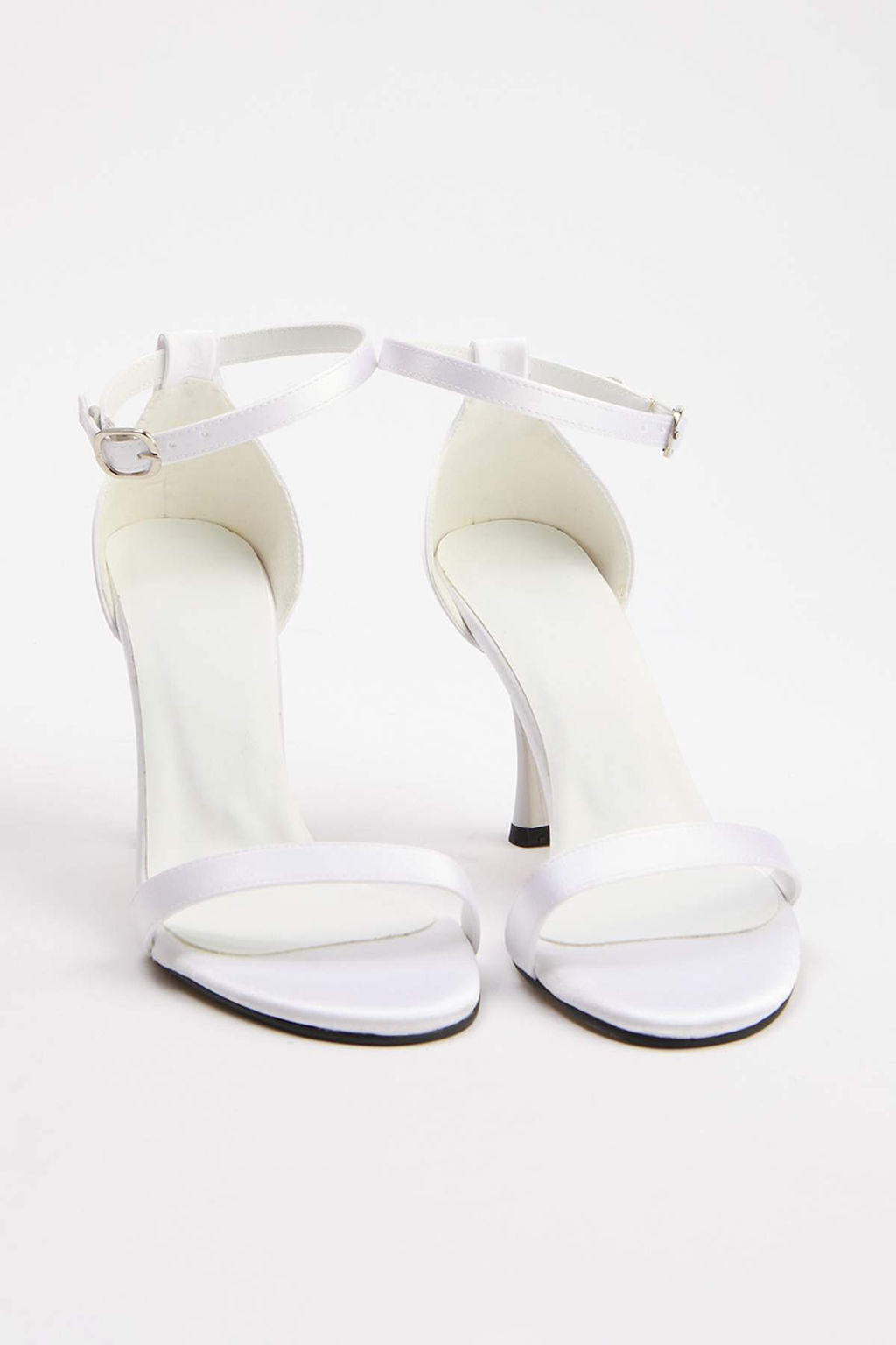 Bride Beyaz Saten Bilekten Baglamal? Kad?n 10 cm Ince Topuklu Ayakkab? TAKSS25TO00097