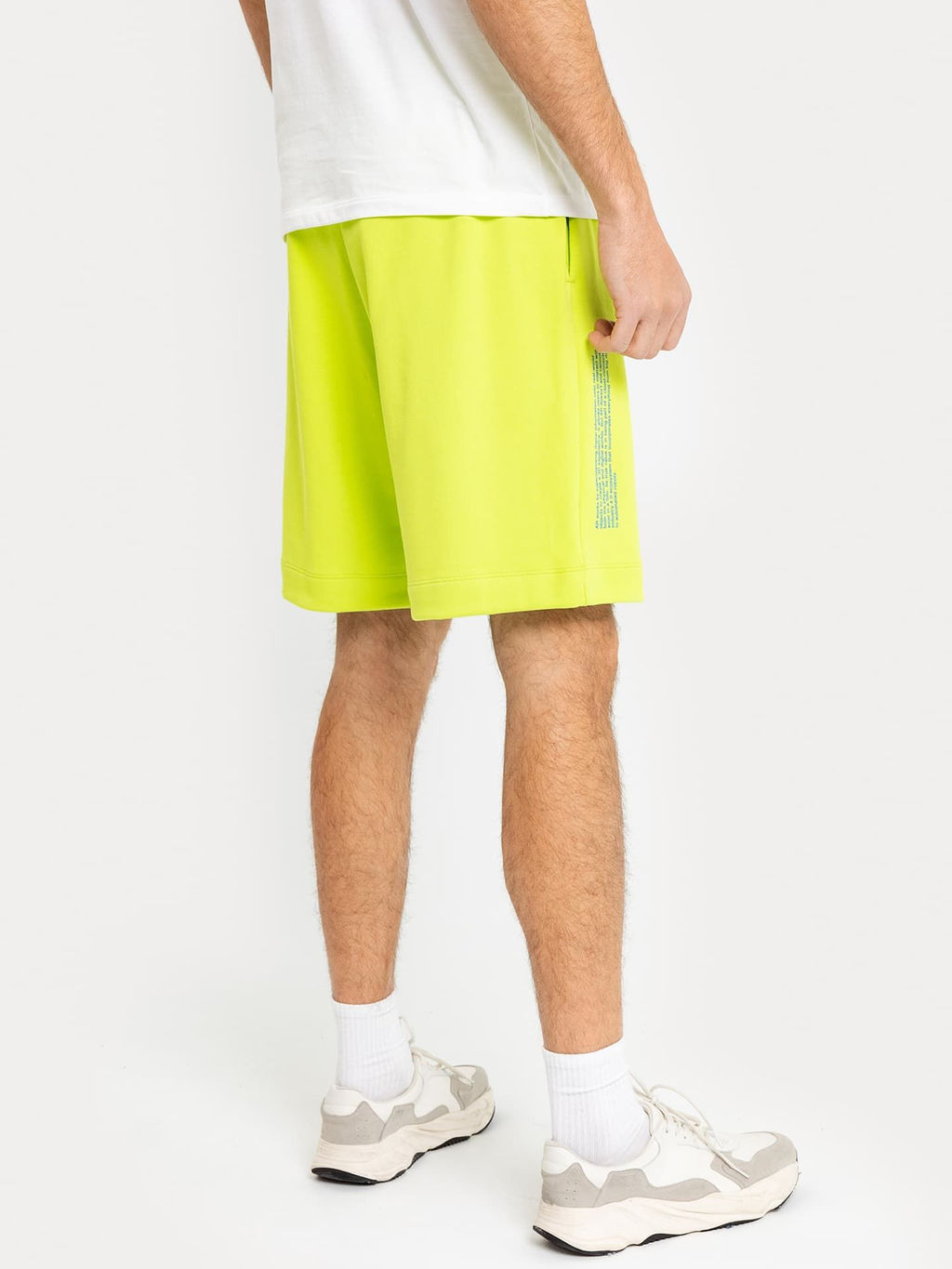 Шорты мужские свободные салатового цвета с текстом - Mark formelle фото 3