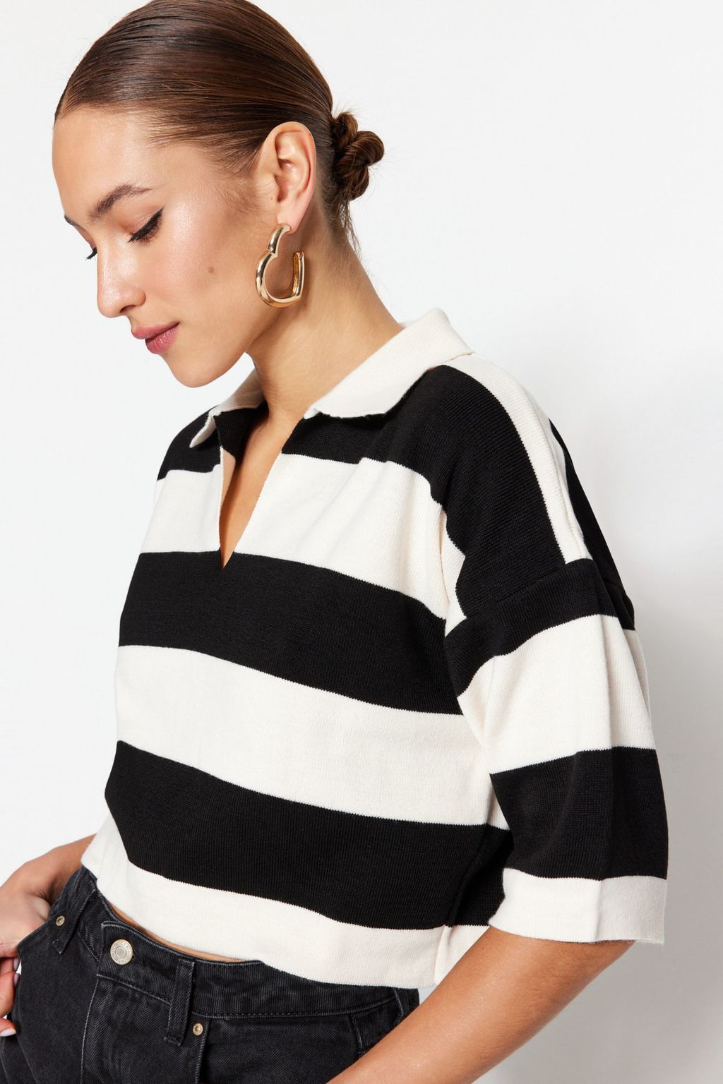 Siyah Crop Polo Yaka Basic Cizgili Ince Triko Bluz TWOSS23KZ00010 - Trendyolmilla фото 3