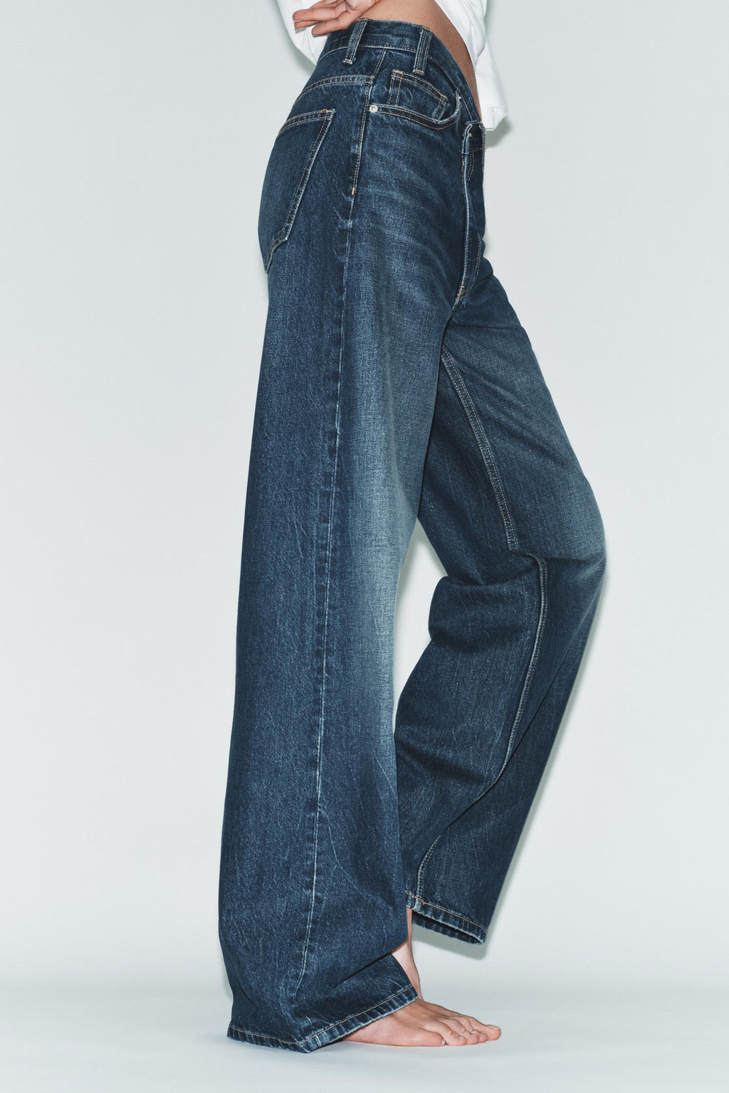 TRF WIDE-LEG CROSSED WAIST HIGH-WAIST JEANS - Zara фото 18