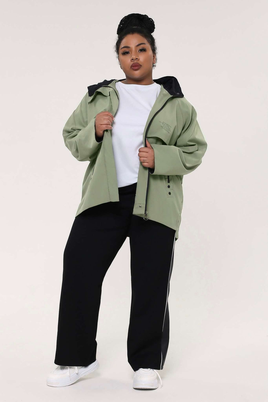 Ветровка-20016