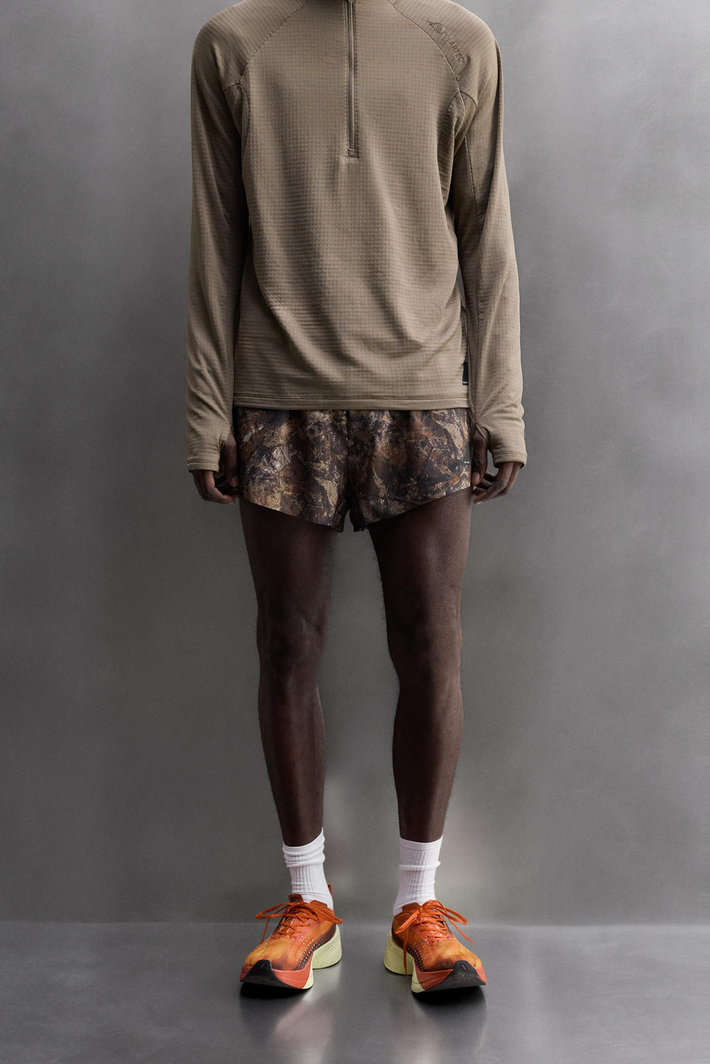 RUNNING SHORTS WITH TREE PRINT
