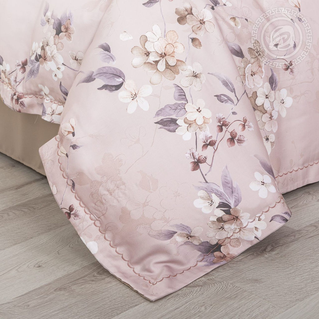 Постельное белье Дана (тенсель) 2 сп. с Евро/Пододеяльник (молния, ушки): 1 шт.- 210*175; Простыня: 1 шт.- 240*240; Наволочка (молния, ушки): 2 шт.- 70*70; Наволочка (молния, ушки): 2 шт.- 50*70 Тенсел