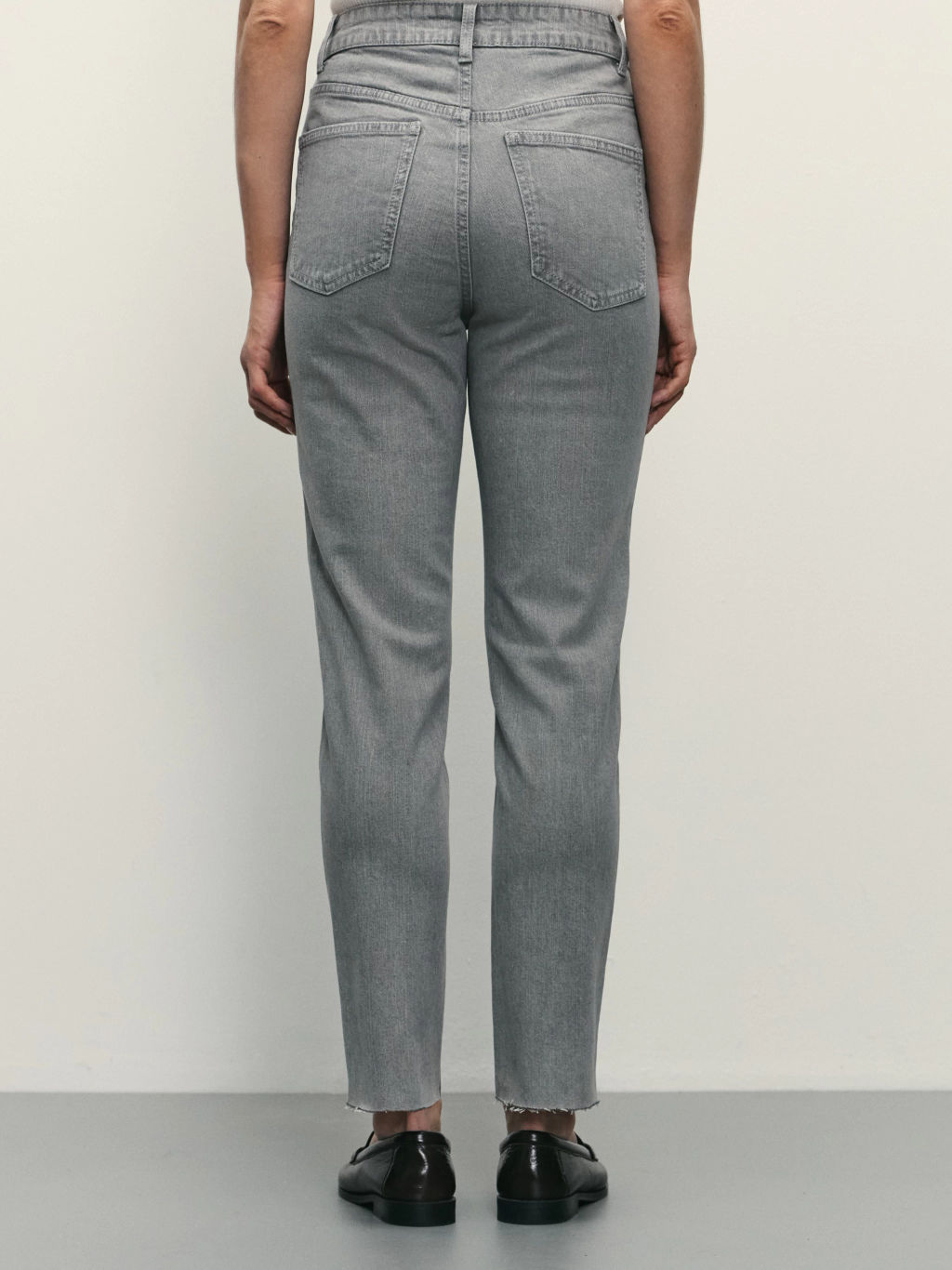 Джинсы slim укороченные / Zarina  фото 4